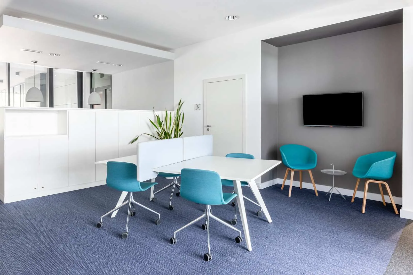 Regus KRAKOW, Graffit House, Open-plan office, Krakow