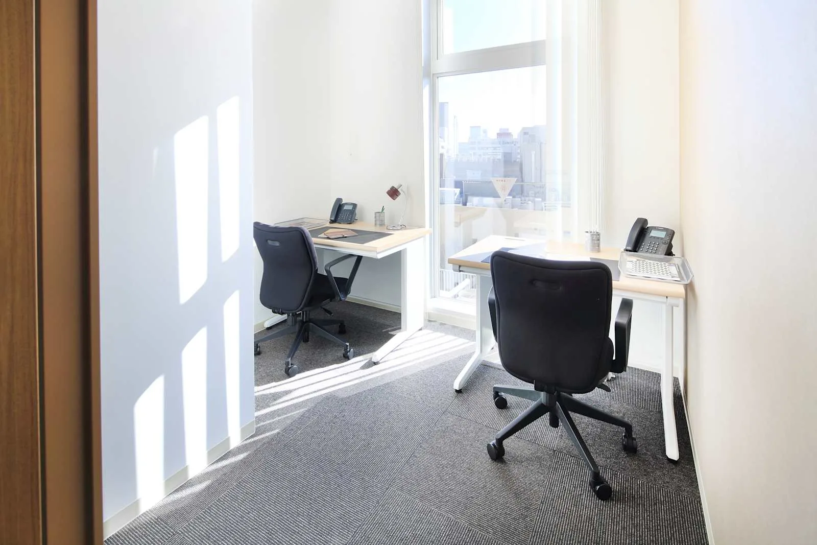Regus KUMAMOTO, Shimotori, Private office, 2 desks, Kumamoto