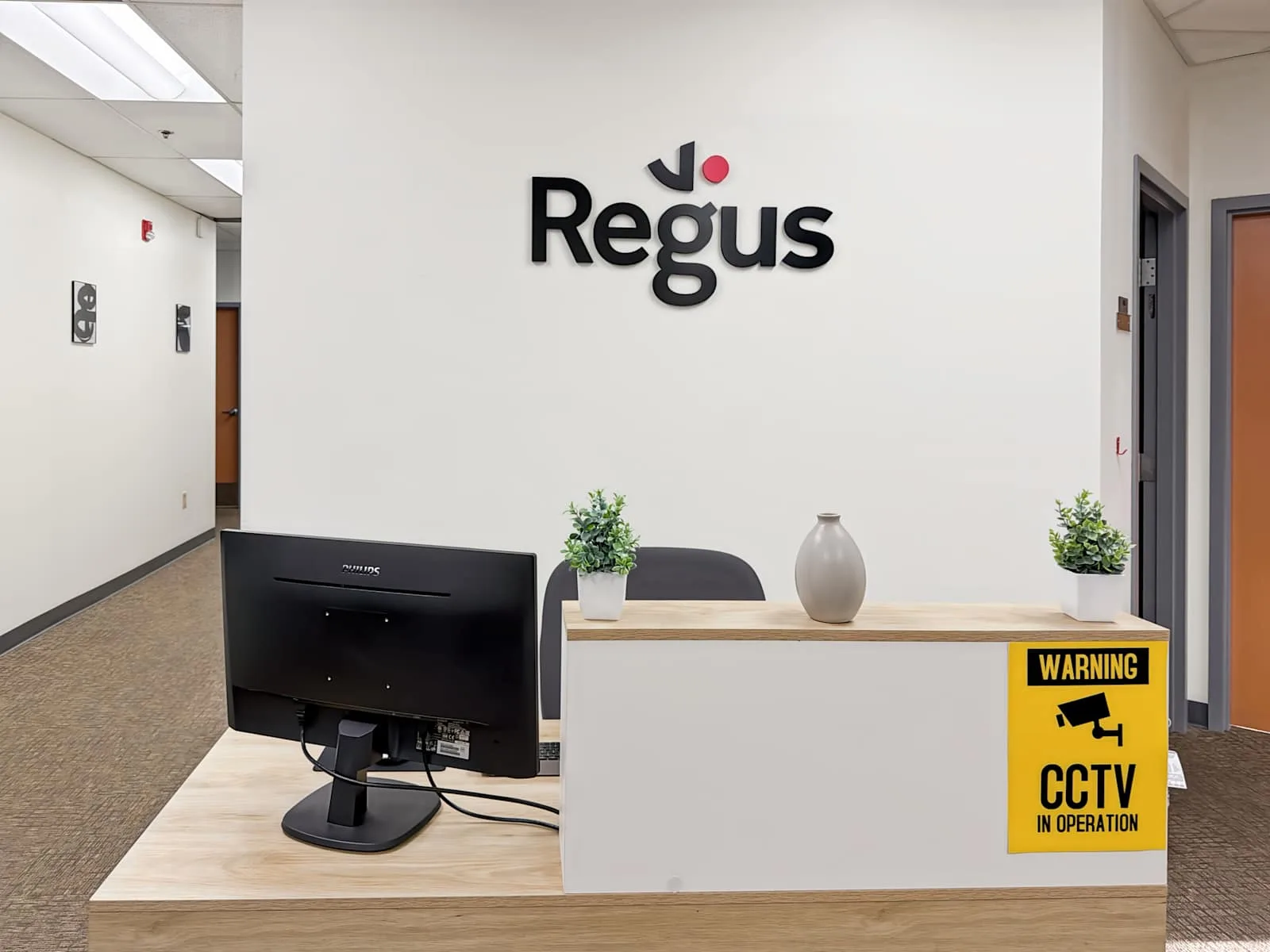Regus KY, Bowling Green - 922 State Street, Reception, Bowling Green, KY