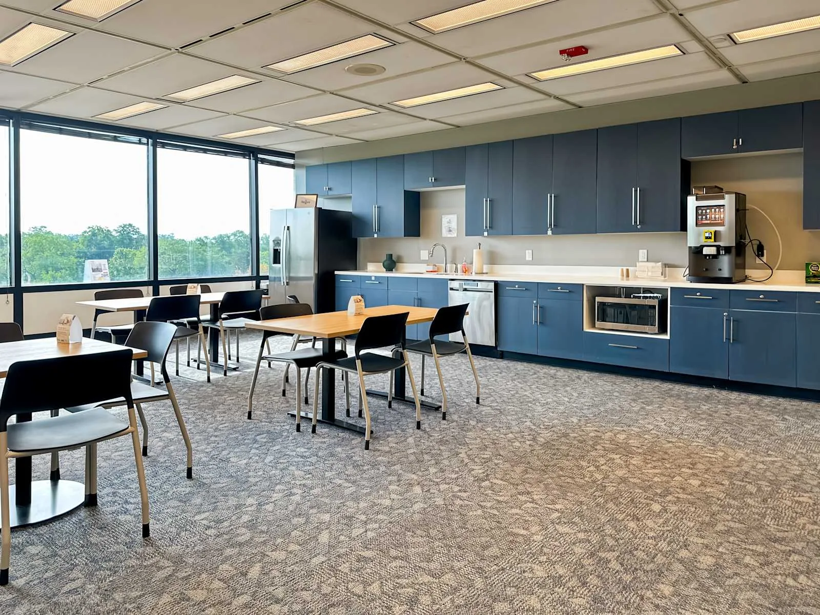 Regus KY, Lexington - Blazer Parkway, Cafeteria, Lexington, KY
