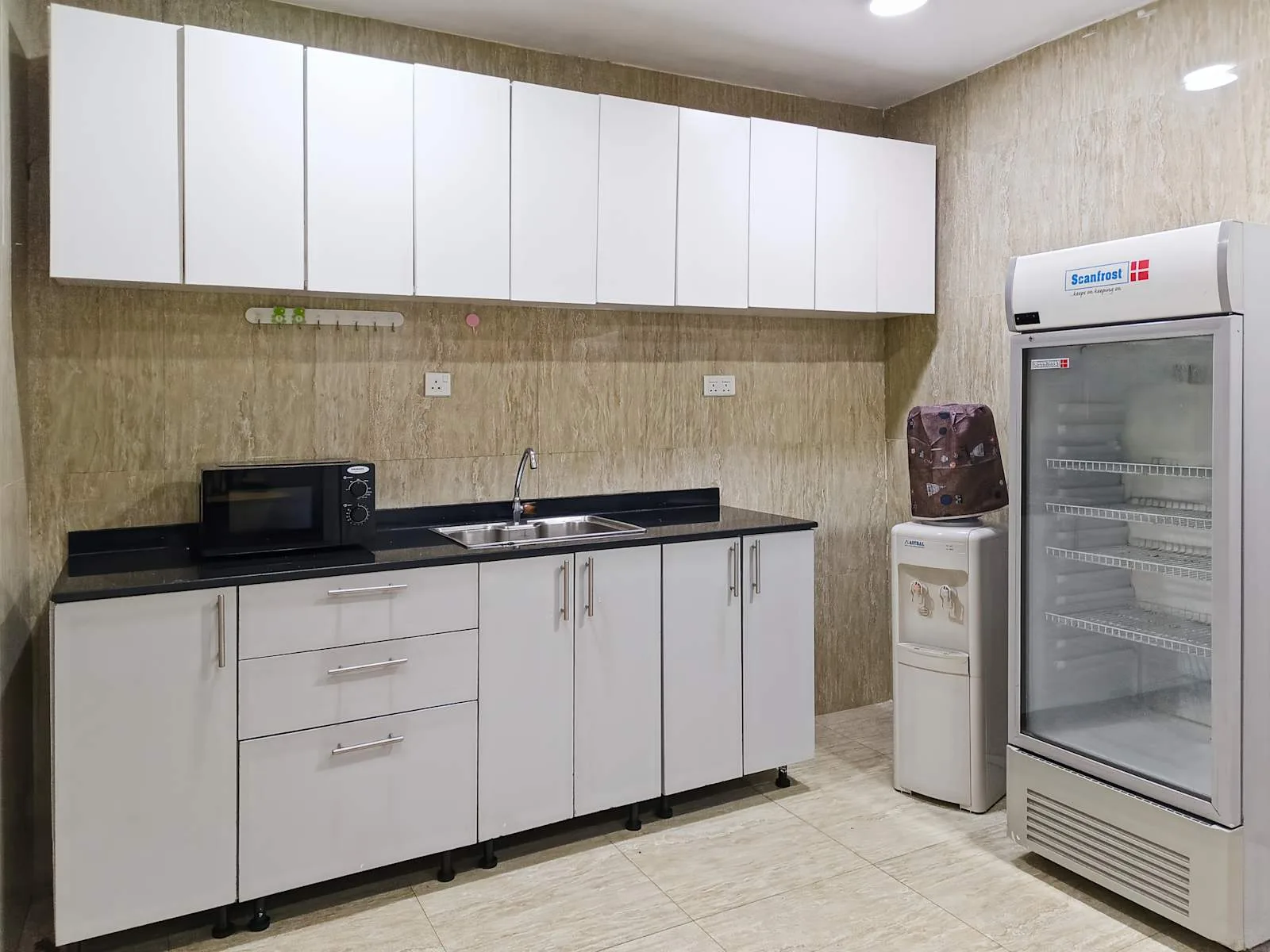 Regus Lagos, VI Waterfront, Kitchen, Lagos, Nigeria