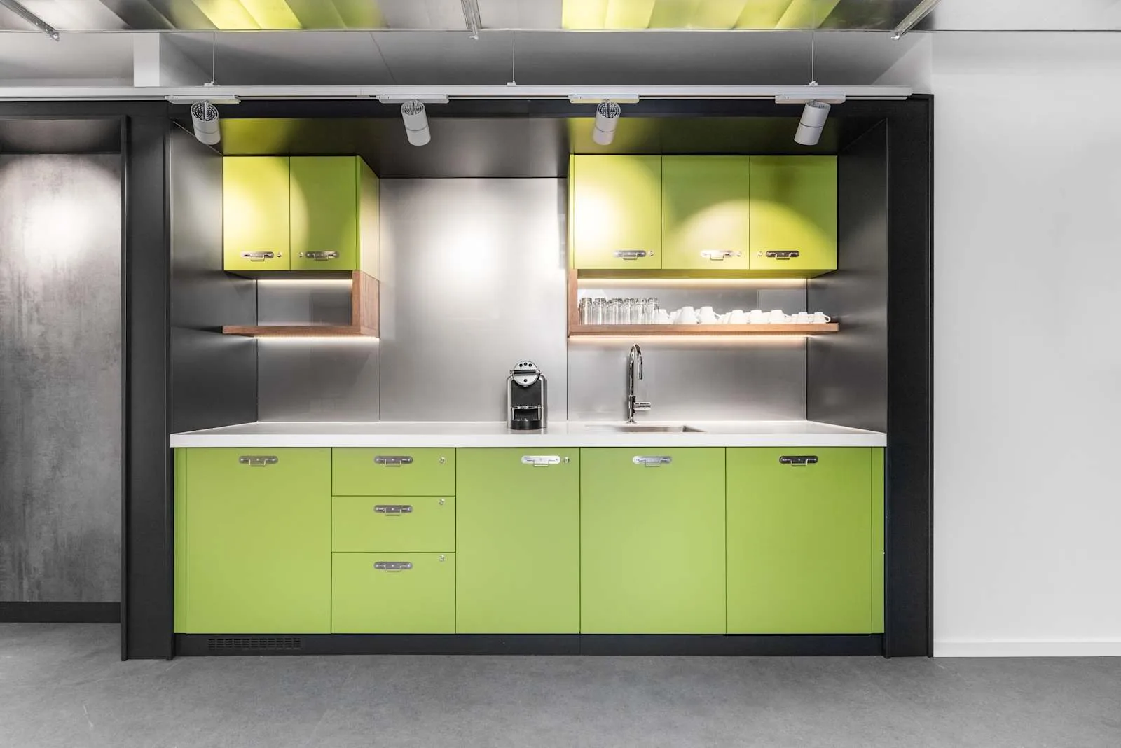 Regus LAUSANNE, Bessieres, Kitchen, Lausanne