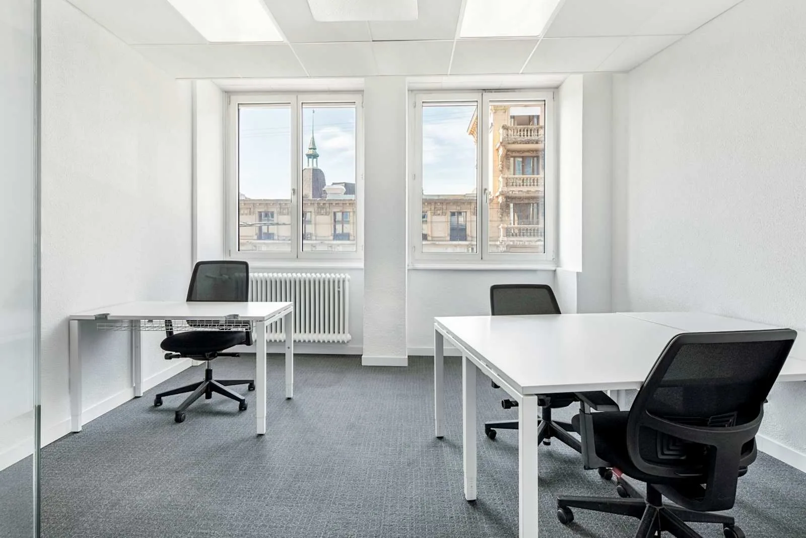 Regus LAUSANNE, Main Station, Privatbüro mit 3 Arbeitsplätzen, Lausanne