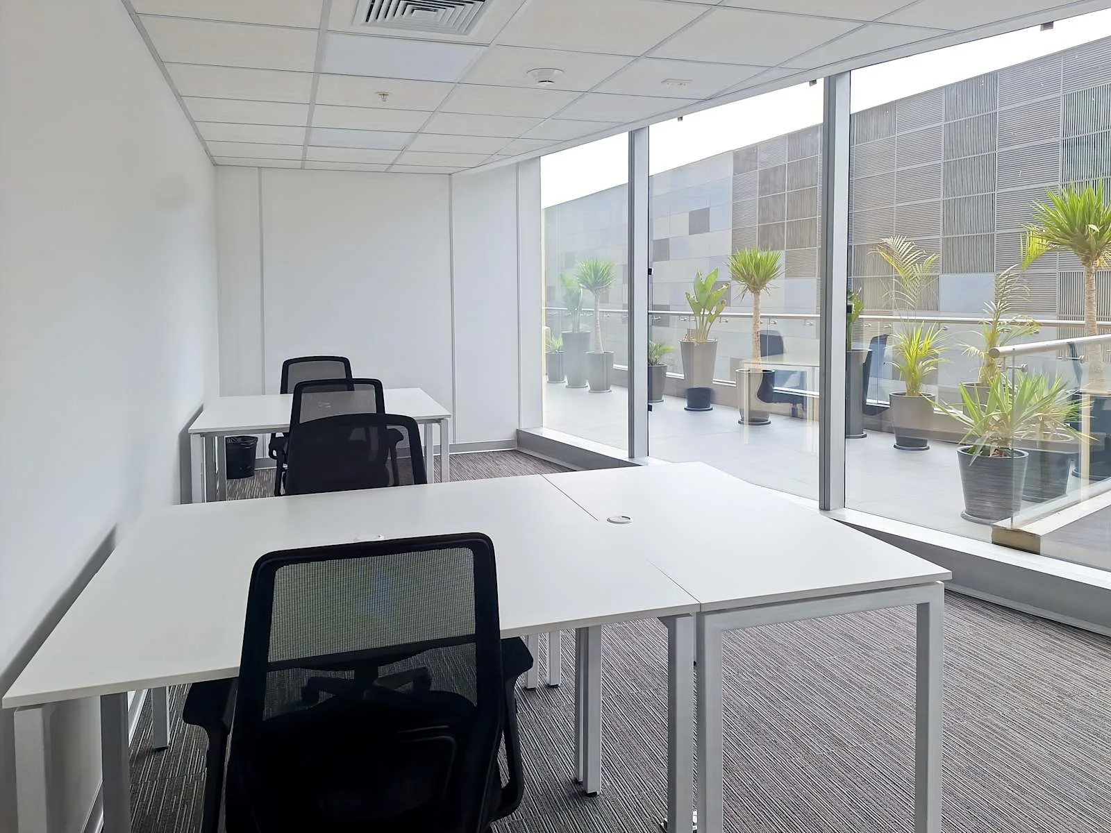 Regus Lima, Golf los Inkas, Despacho privado con 4 puestos, Lima