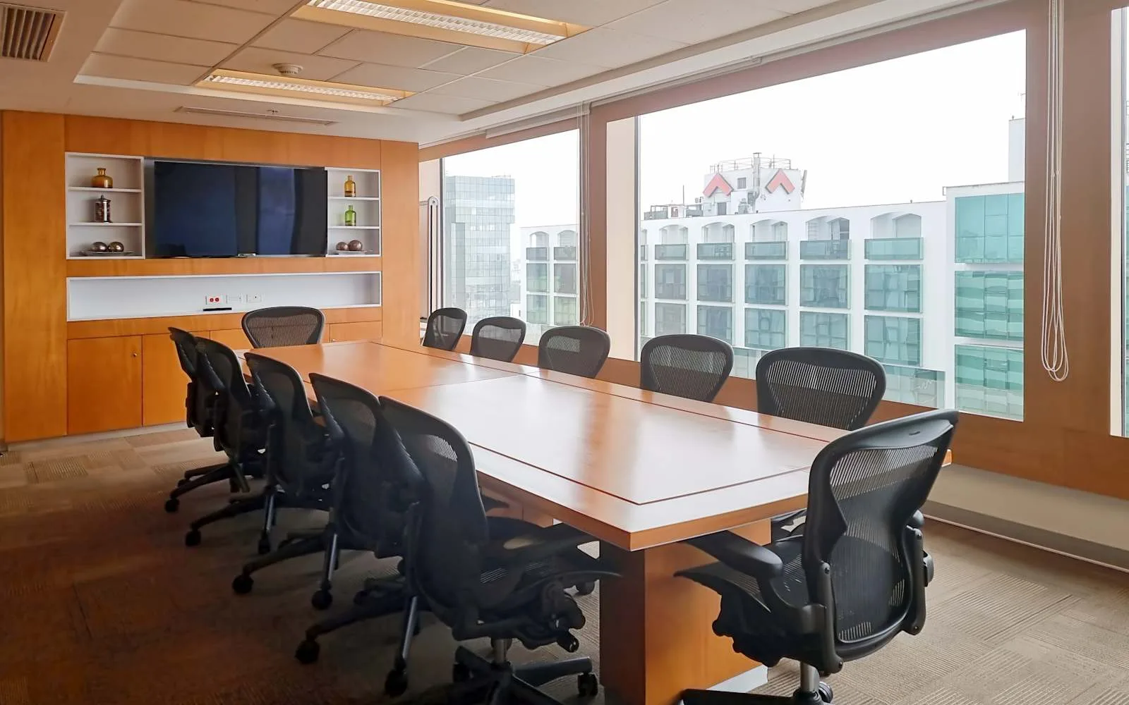 Regus LIMA, Real Ocho San Isidro, Sala de reuniones para 12 personas, Lima