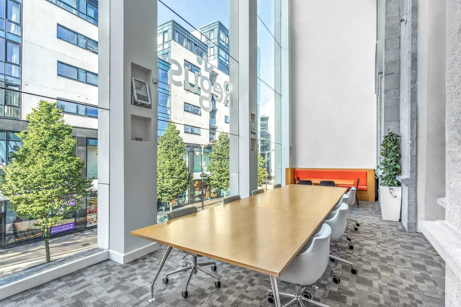 Regus LIMERICK, Bedford Row, Salle de réunion 10 personnes, Limerick