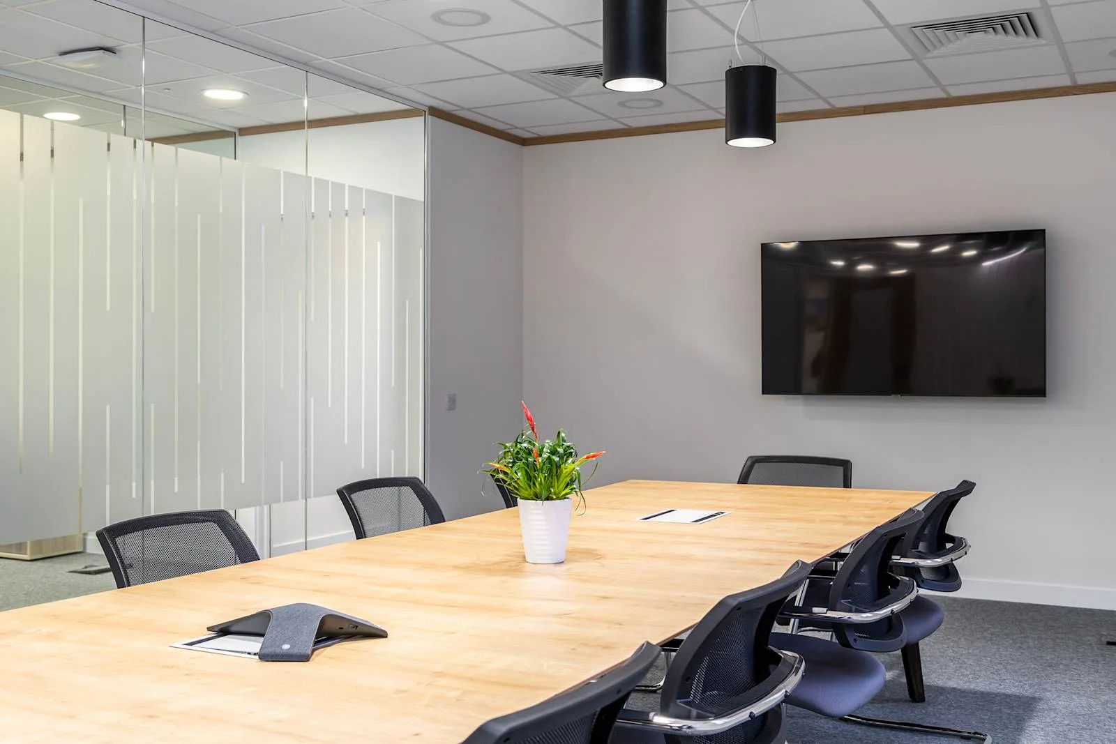Regus Lincoln, Cromwell House, Meeting room for 6 people, Lincoln