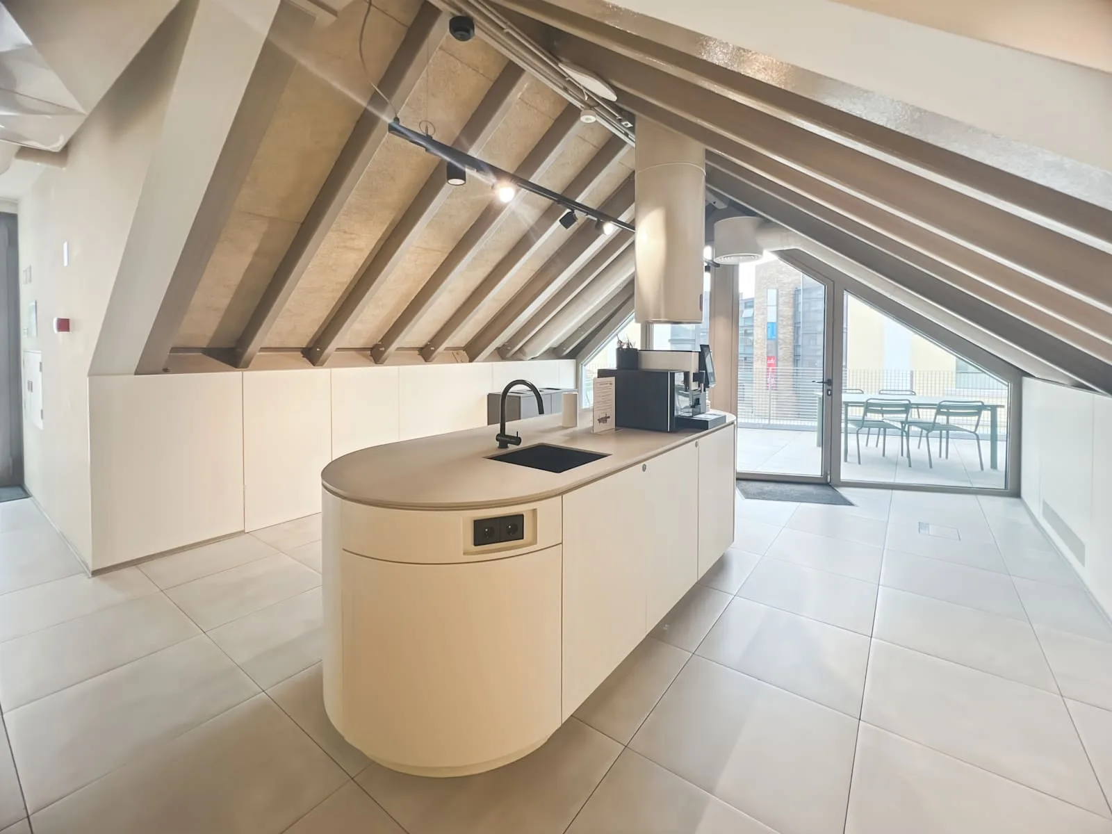 Regus Lisbon, Alcantara, Kitchen, Lisbon