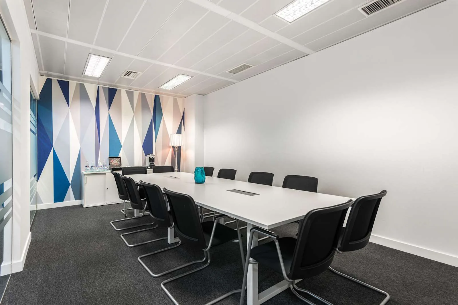 Regus LISBON, Amoreiras, Sala de reuniões para 12 pessoas, Lisboa
