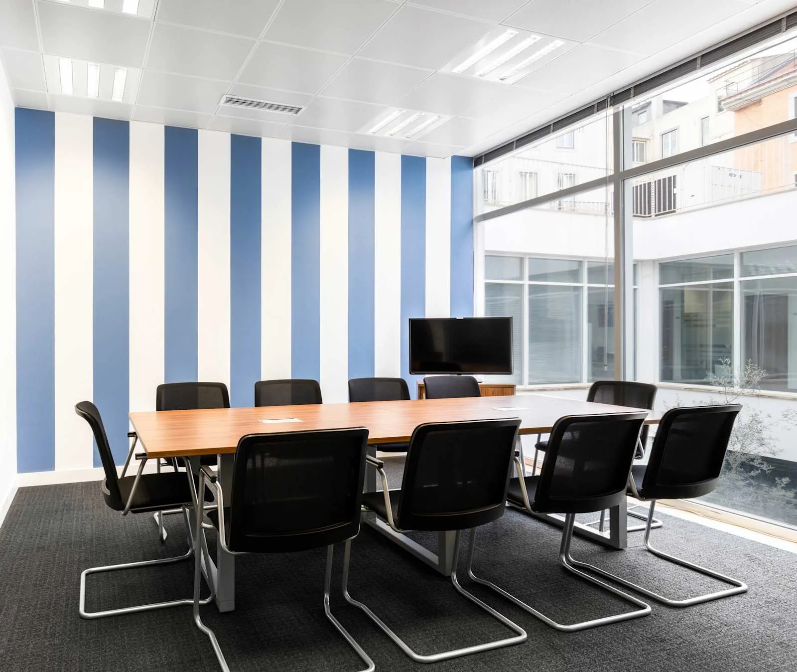 Regus LISBON, Chiado, Sala de reuniões para 8 pessoas, Lisboa