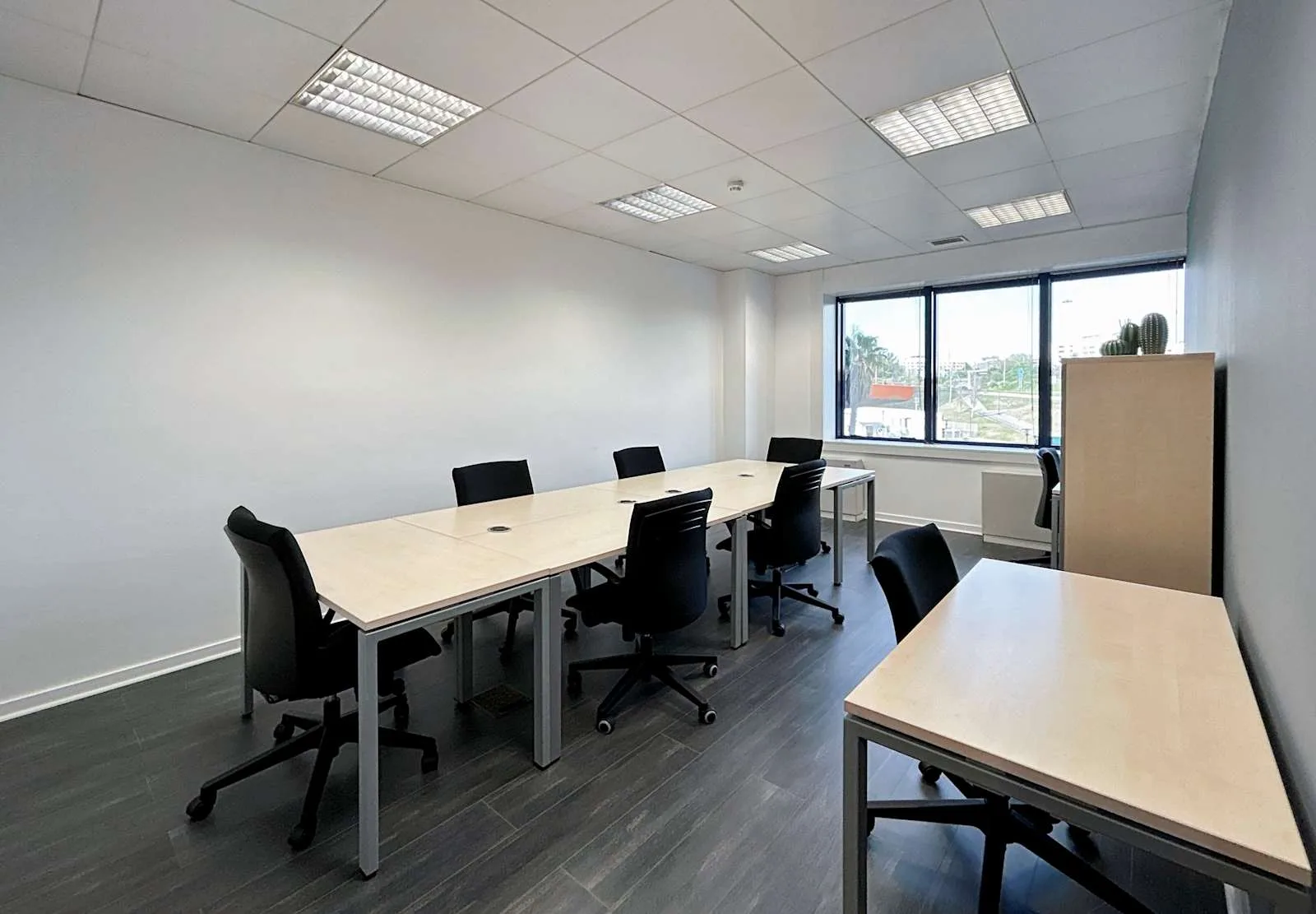 Regus LISBON, Torres de Lisboa, Despacho privado con 7 puestos, Lisboa