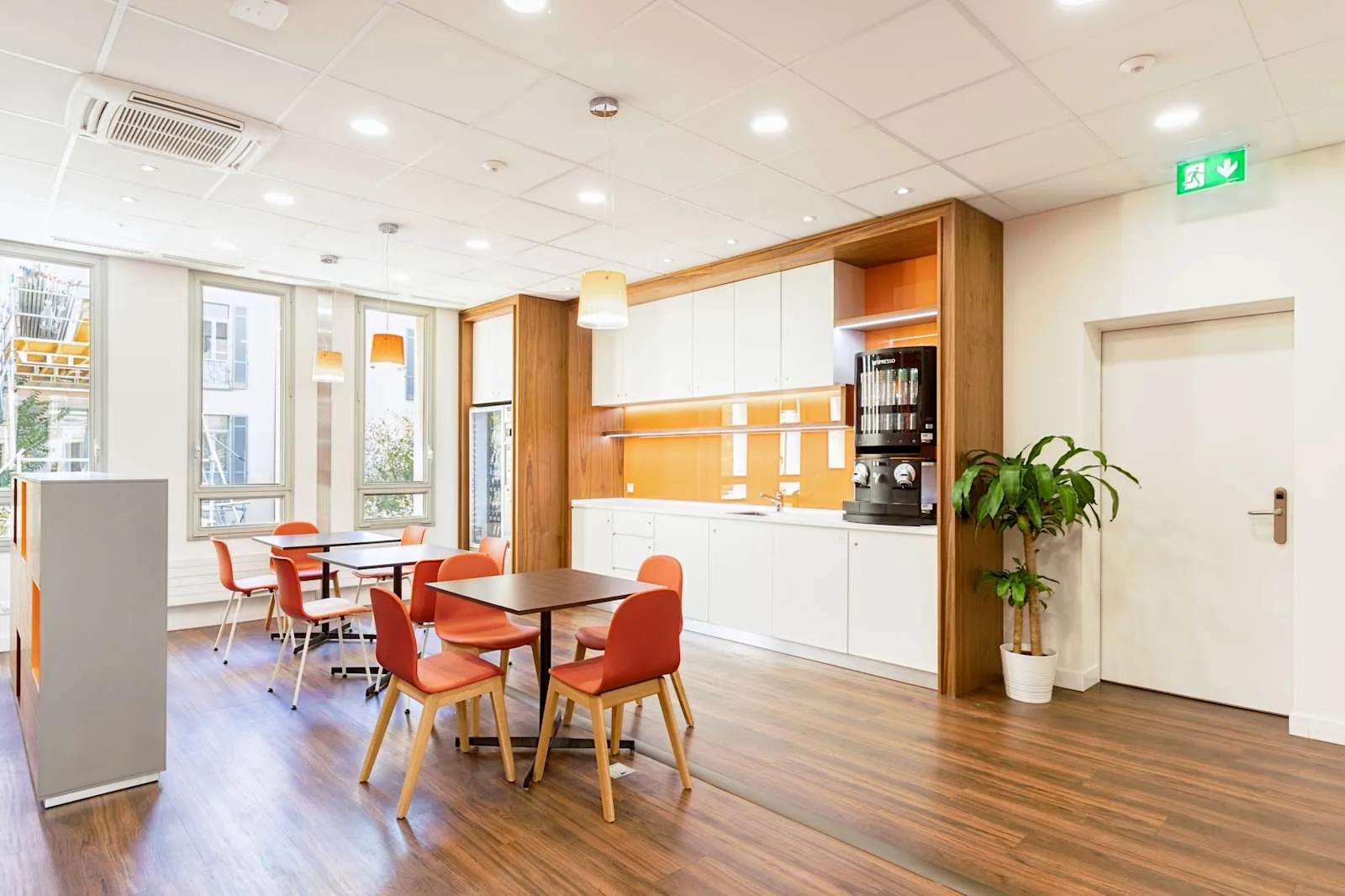 Regus LUGANO, Quartiere Maghetti, Cucina, Lugano