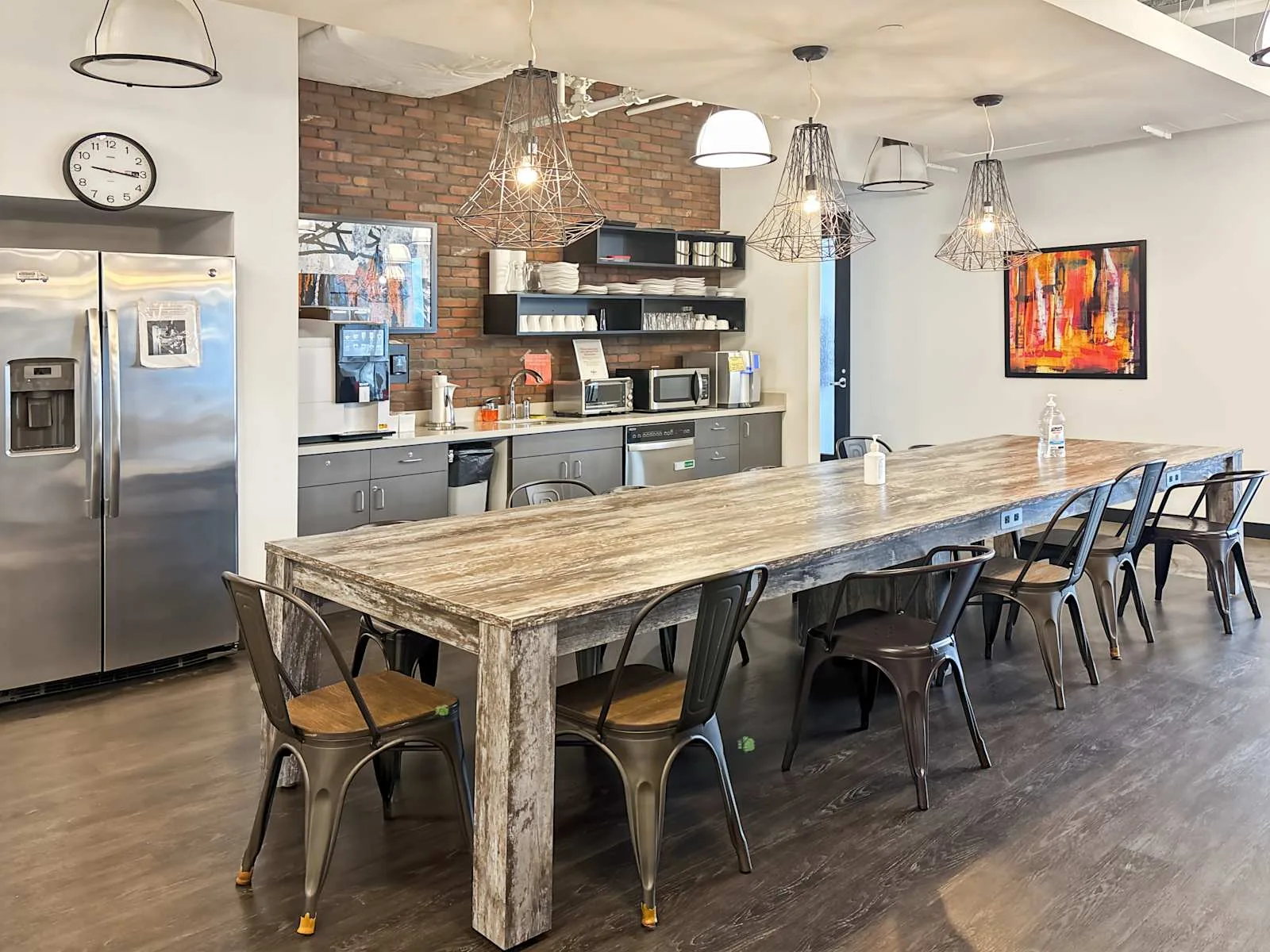 Regus MA, Boston - Beacon Hil, 100 Cambridge Street, Cafeteria, Boston, MA