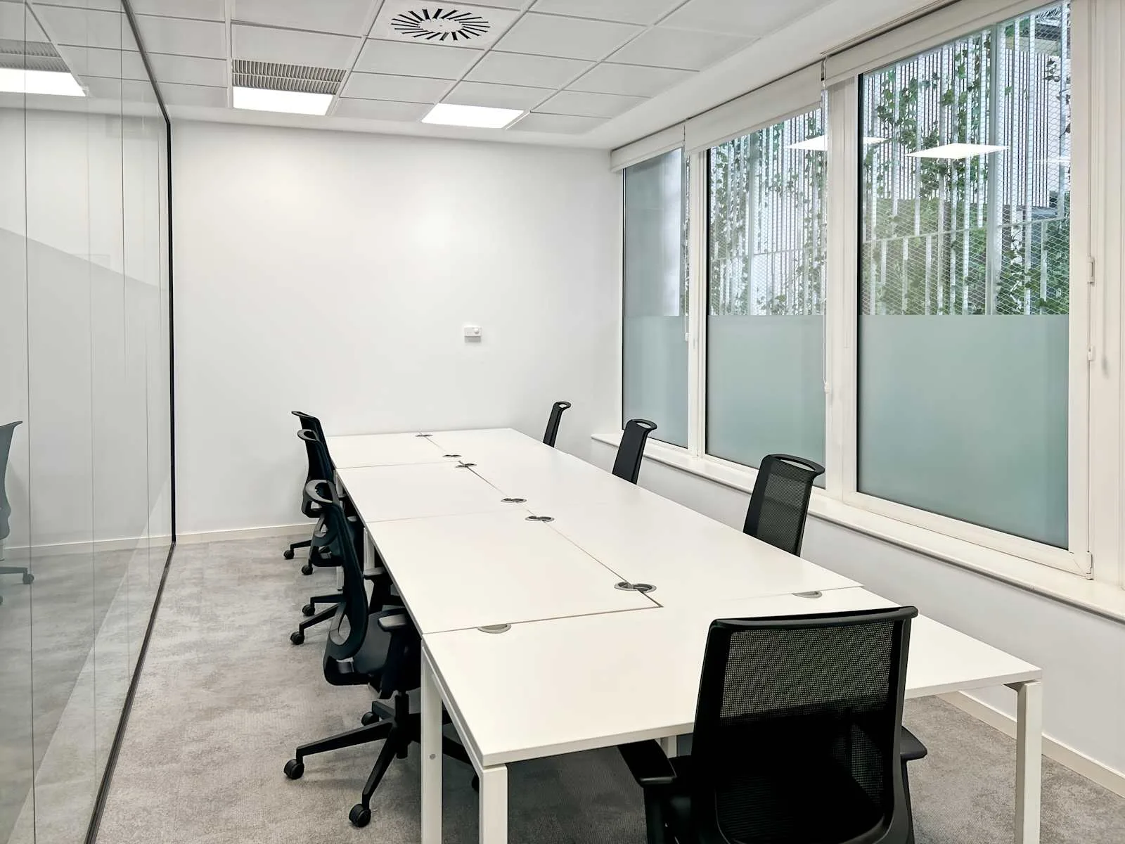 Regus Madrid, Campo de la Naciones Atria, Despacho privado con 8 puestos, Madrid