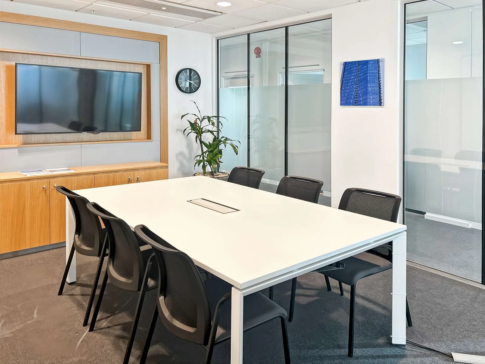 Regus Malmö, Hyllie Stationstorg, Meeting room for 8 people, Malmö