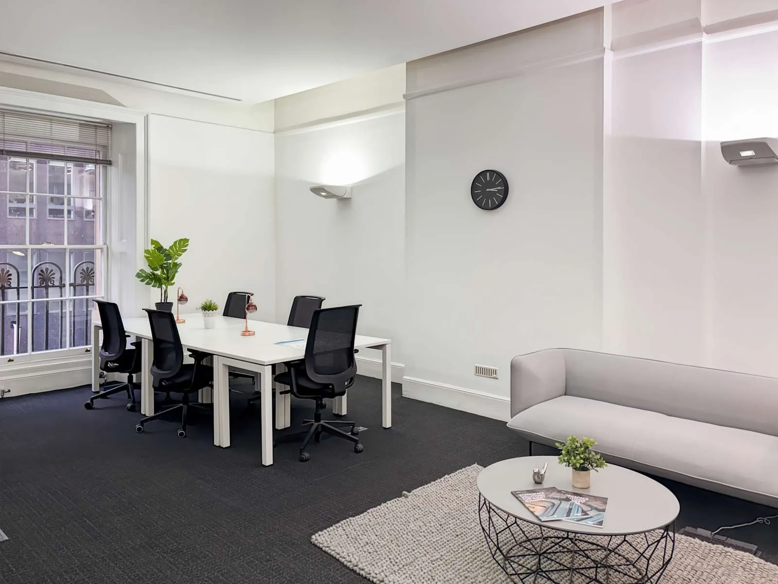 Regus MANCHESTER, King Street, Private office, 6 desks, Manchester