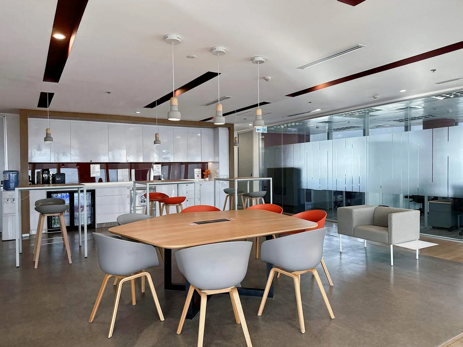 Regus MANILA, GT Tower Makati, Cafeteria, Makati City