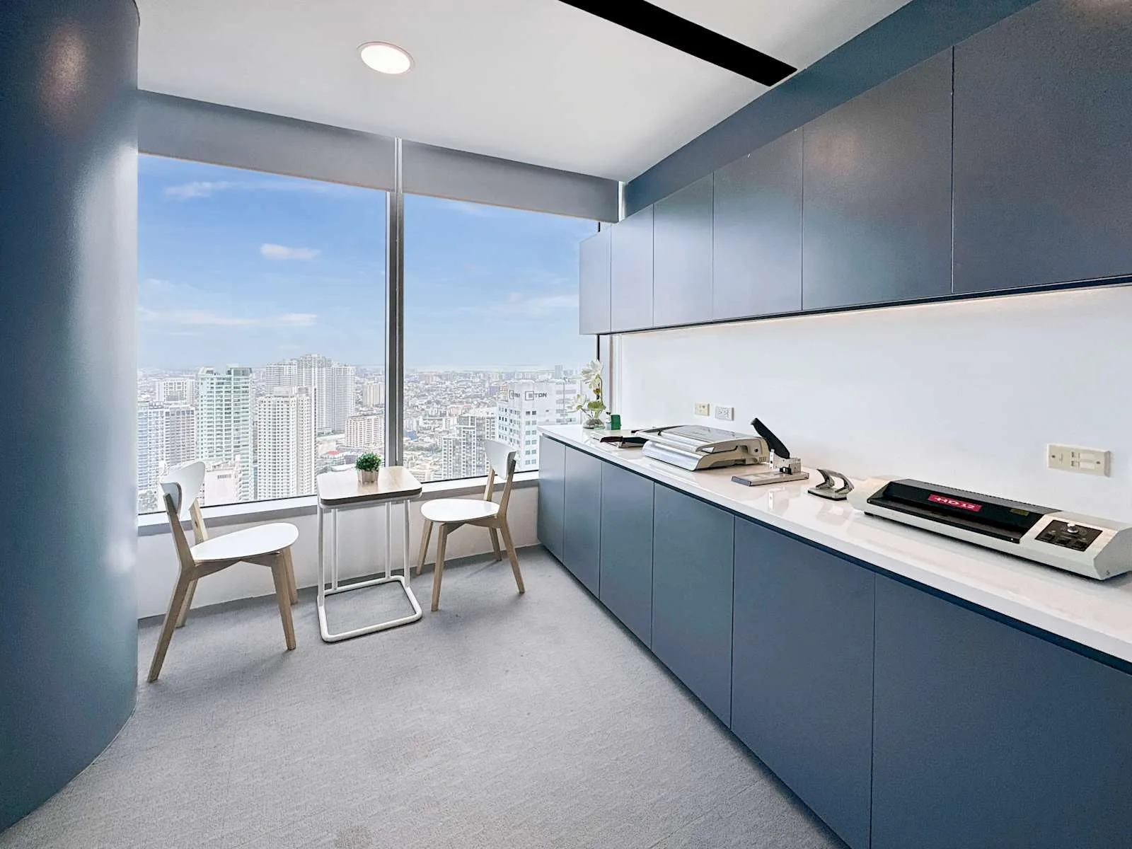 Regus MANILA, PBCom Tower, Makati City, photo 5