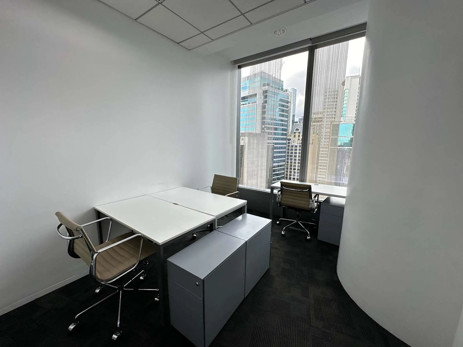 Regus MANILA, Zuellig Building Makati, Private office, 3 desks, Makati City