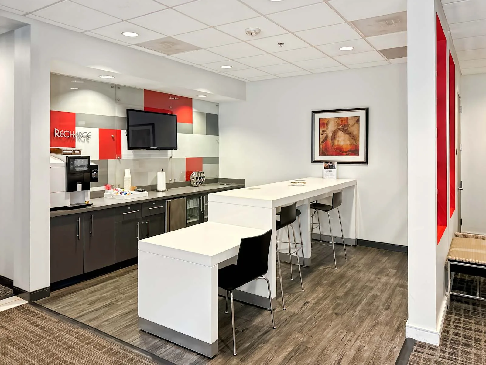 Regus MD, Columbia - Columbia Town Center, Kitchen, Columbia, MD