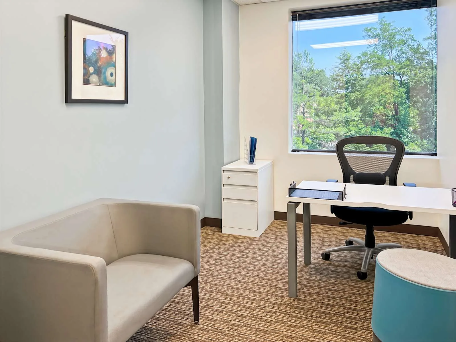 Regus MD, Towson - West Road Corporate Center, Private office, 1 desk, Towson, MD