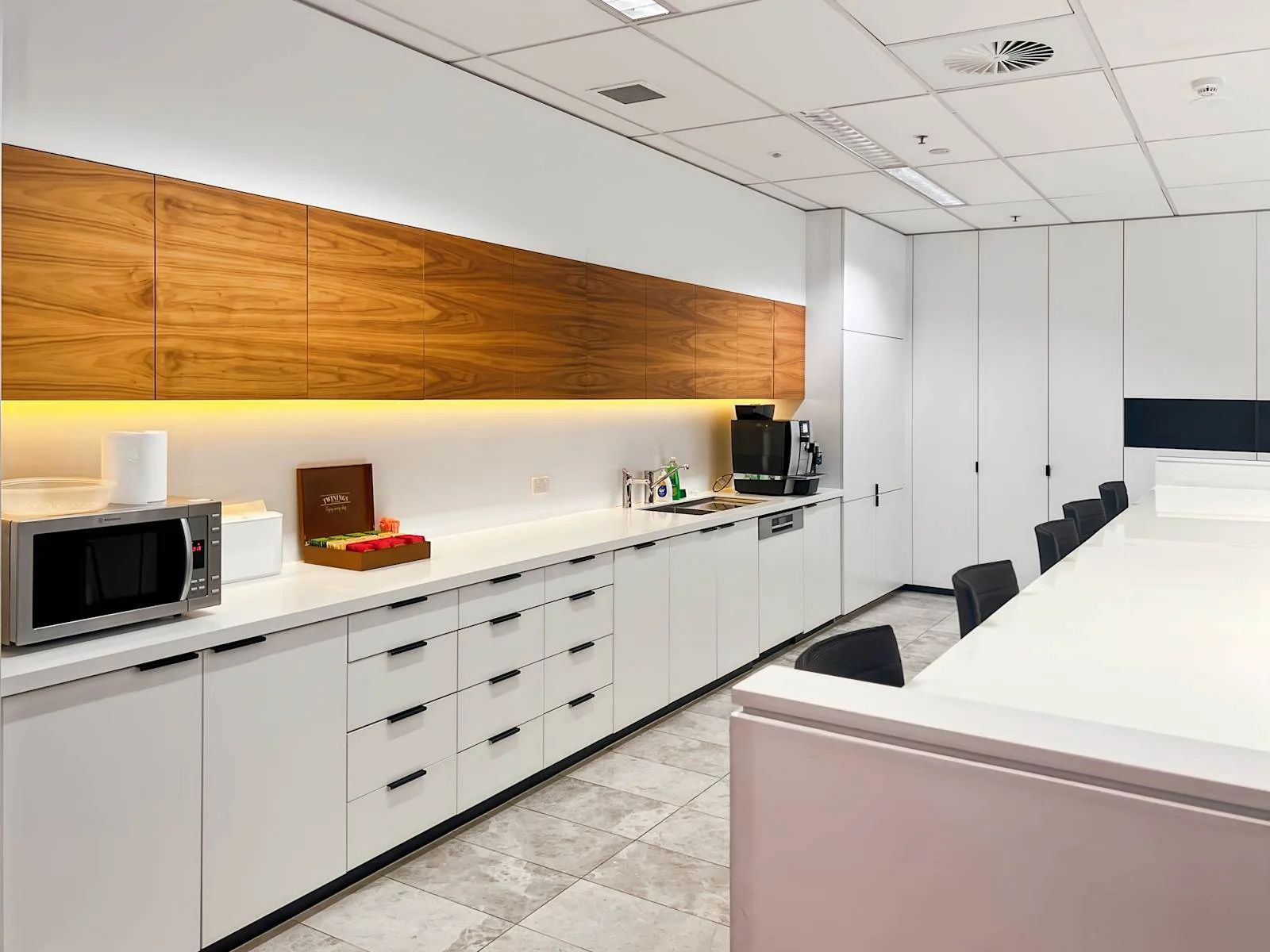 Regus Melbourne, 460 Lonsdale Street, Kitchen, Melbourne, VIC
