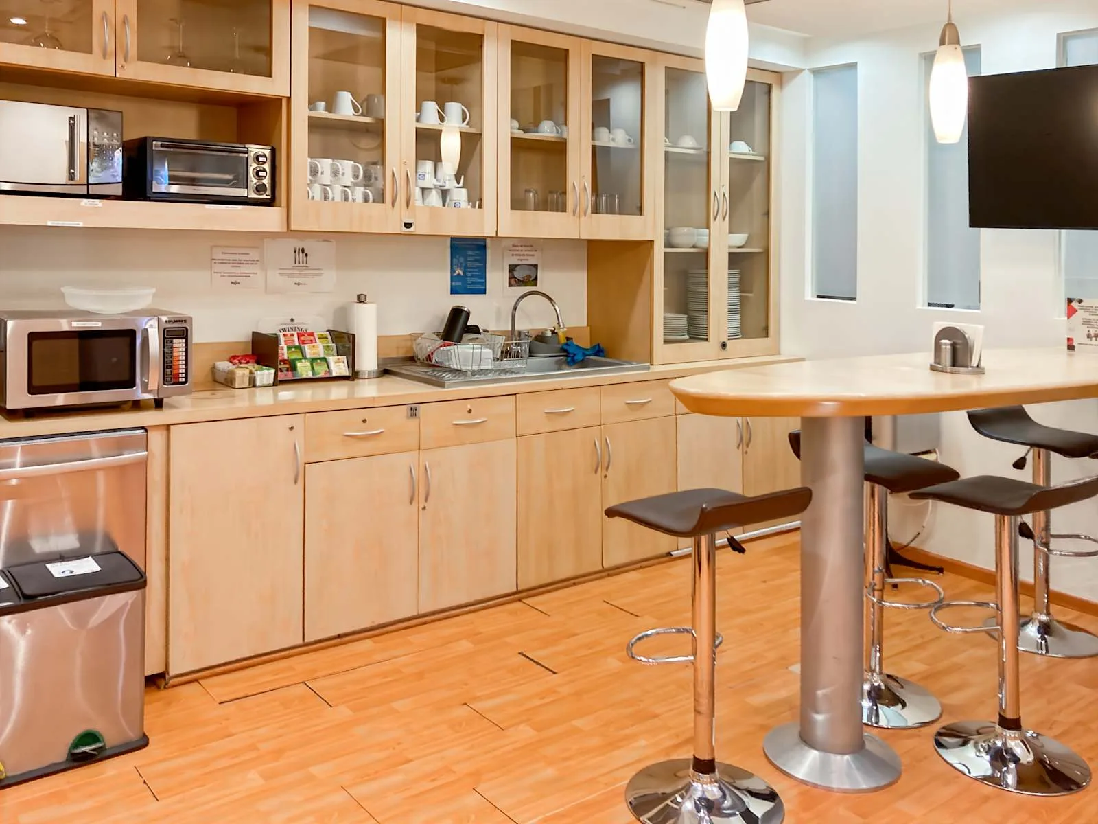 Regus MEXICO CITY, Regus Parque Lincoln, Kitchen, Mexico City