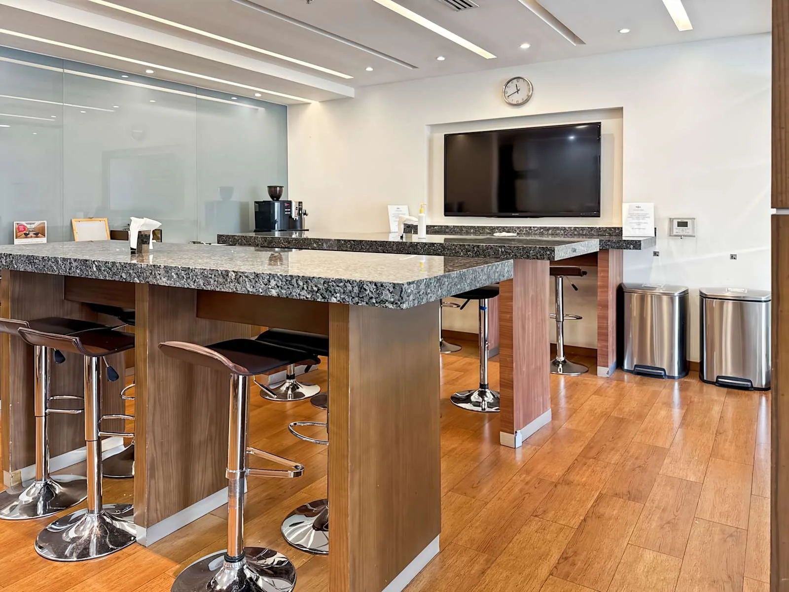 Regus MEXICO CITY, Regus Terret Polanco, Cafeteria, Mexico City