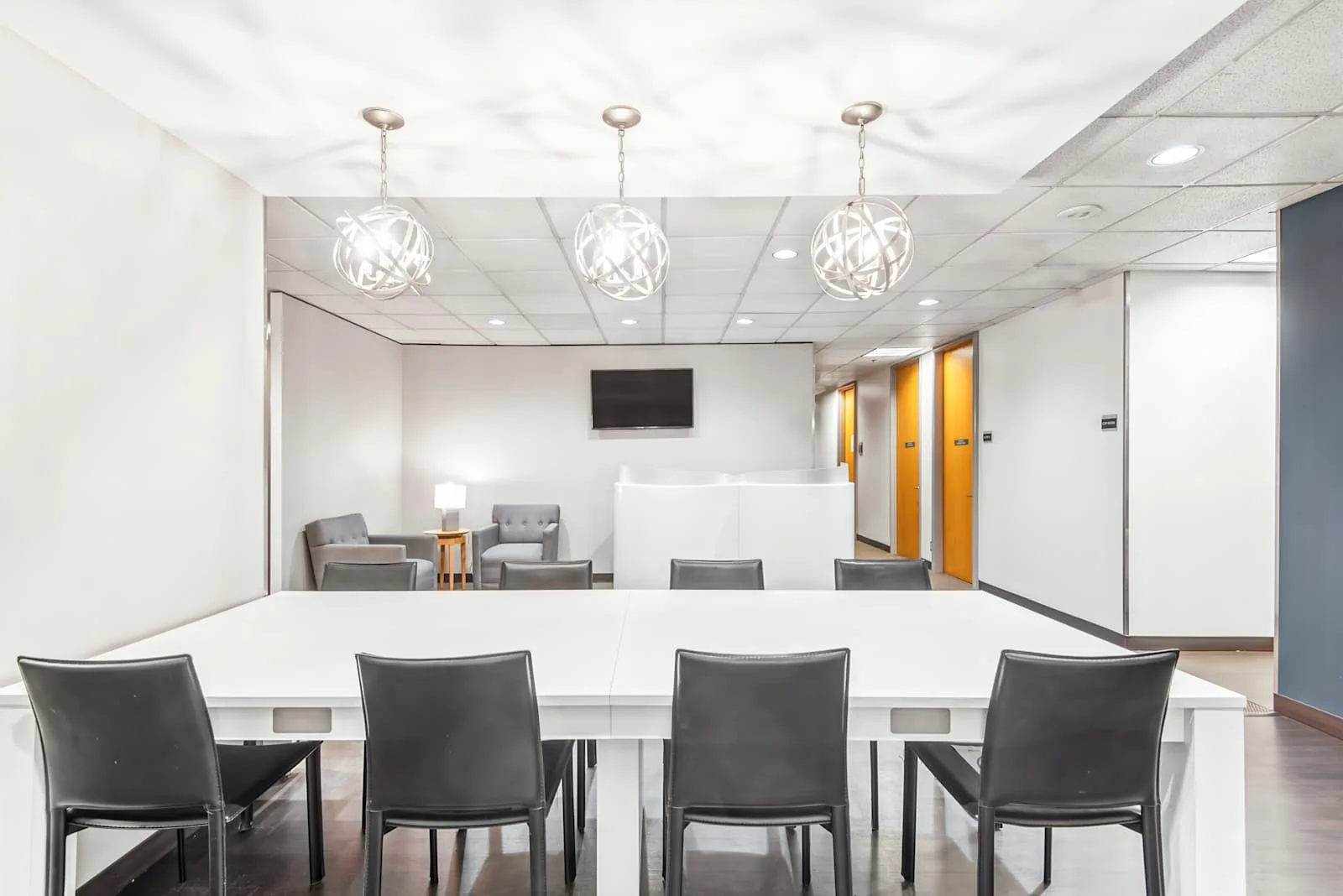 Regus MI, Southfield - Southfield Town Center, Meeting room for 8 people, Southfield, MI