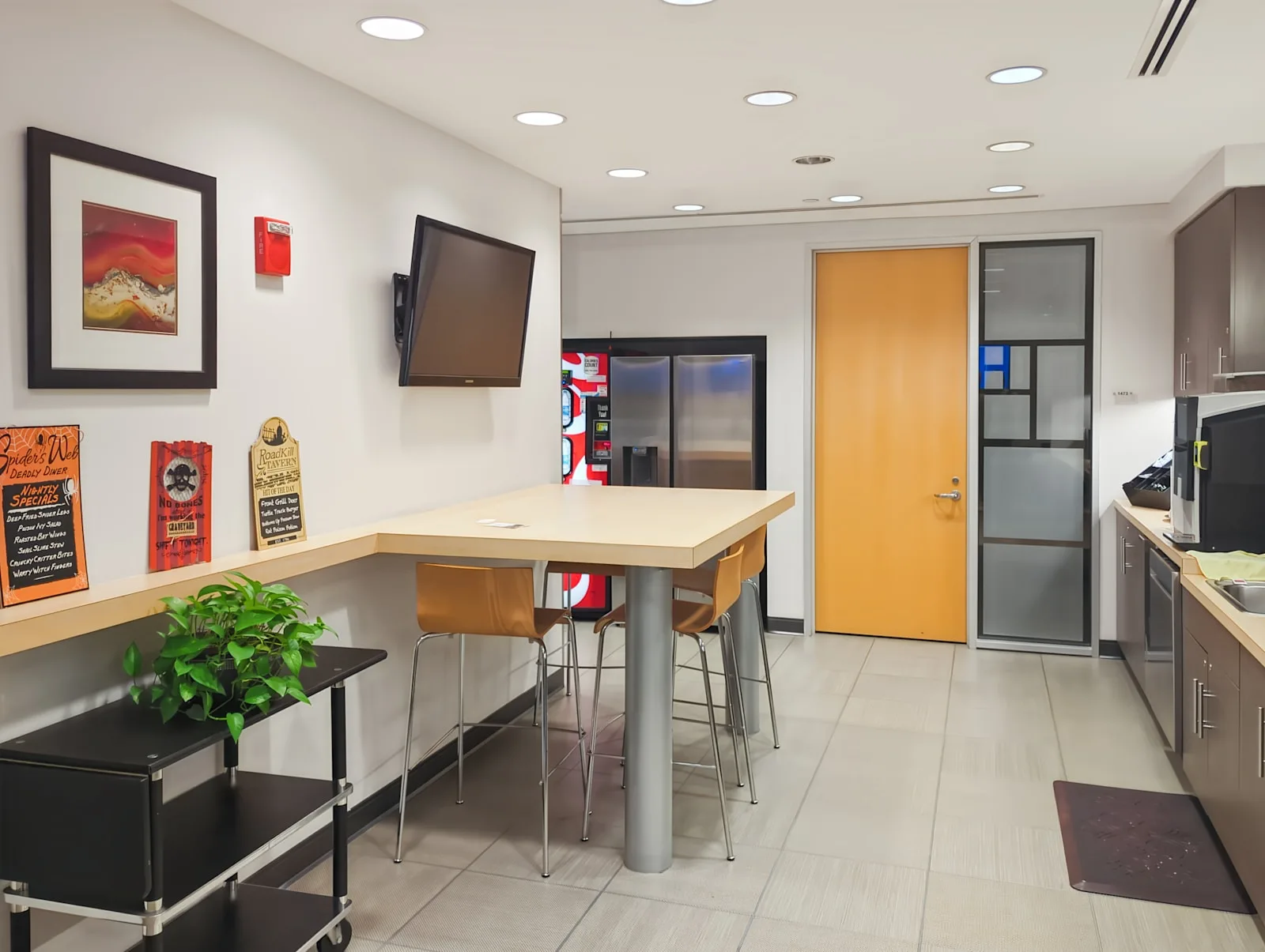 Regus MI, Troy - Columbia Center, Kitchen, Troy, MI