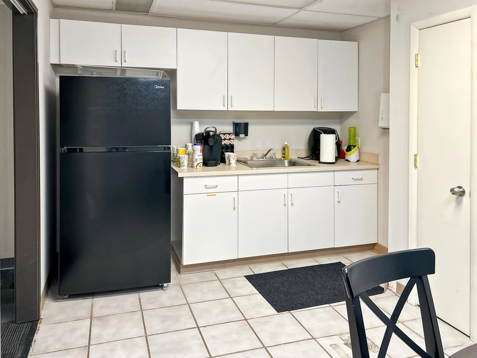 Regus MI, Waterford - Pontiac Lake Rd, Kitchen, Waterford, MI
