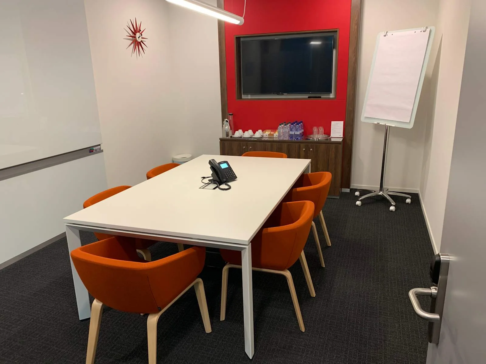 Regus MILAN, Bisceglie, Sala riunioni da 6 persone, Milano
