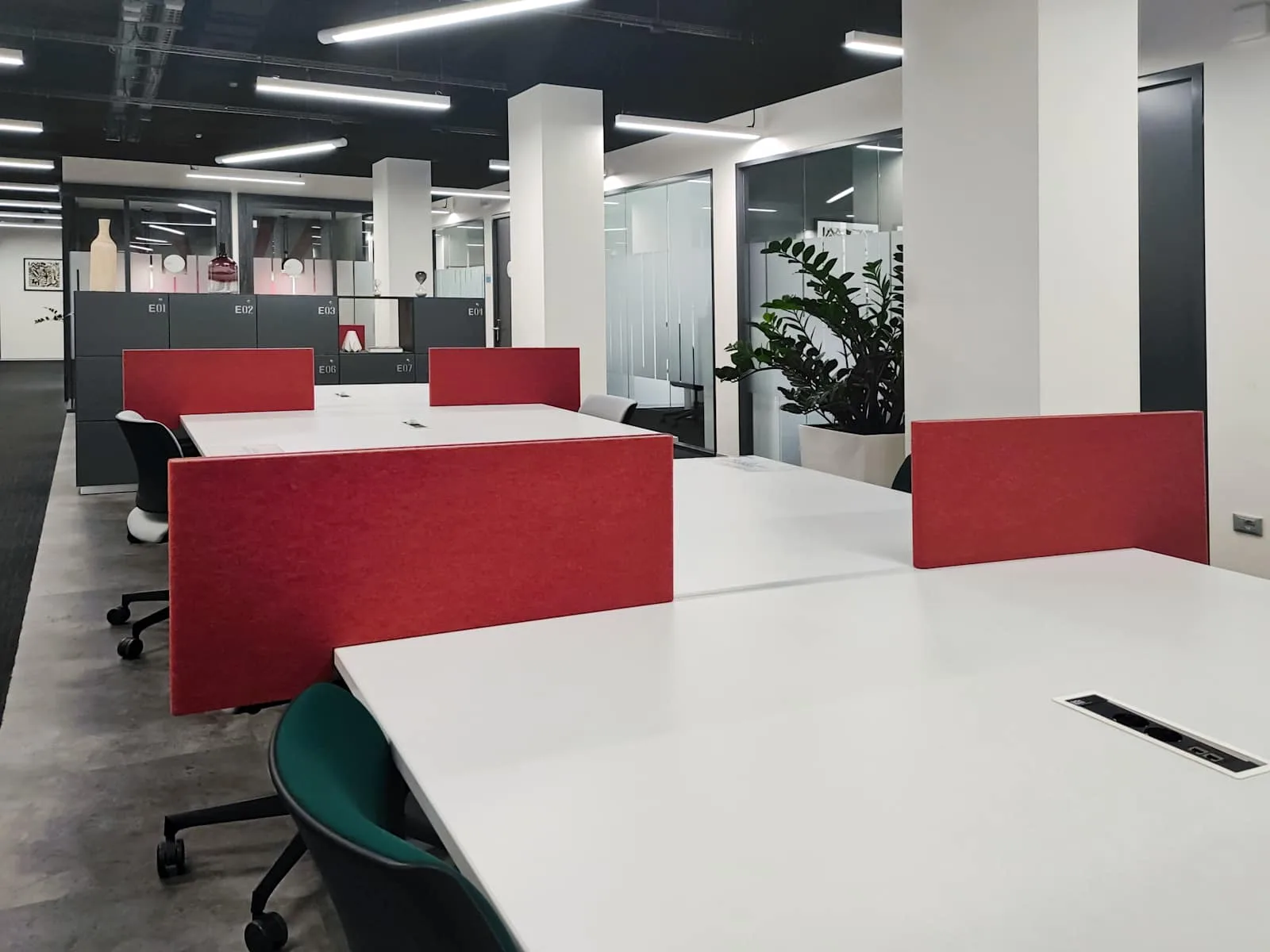 Regus MILAN, Piazzale Lodi, Open-plan office, Milan