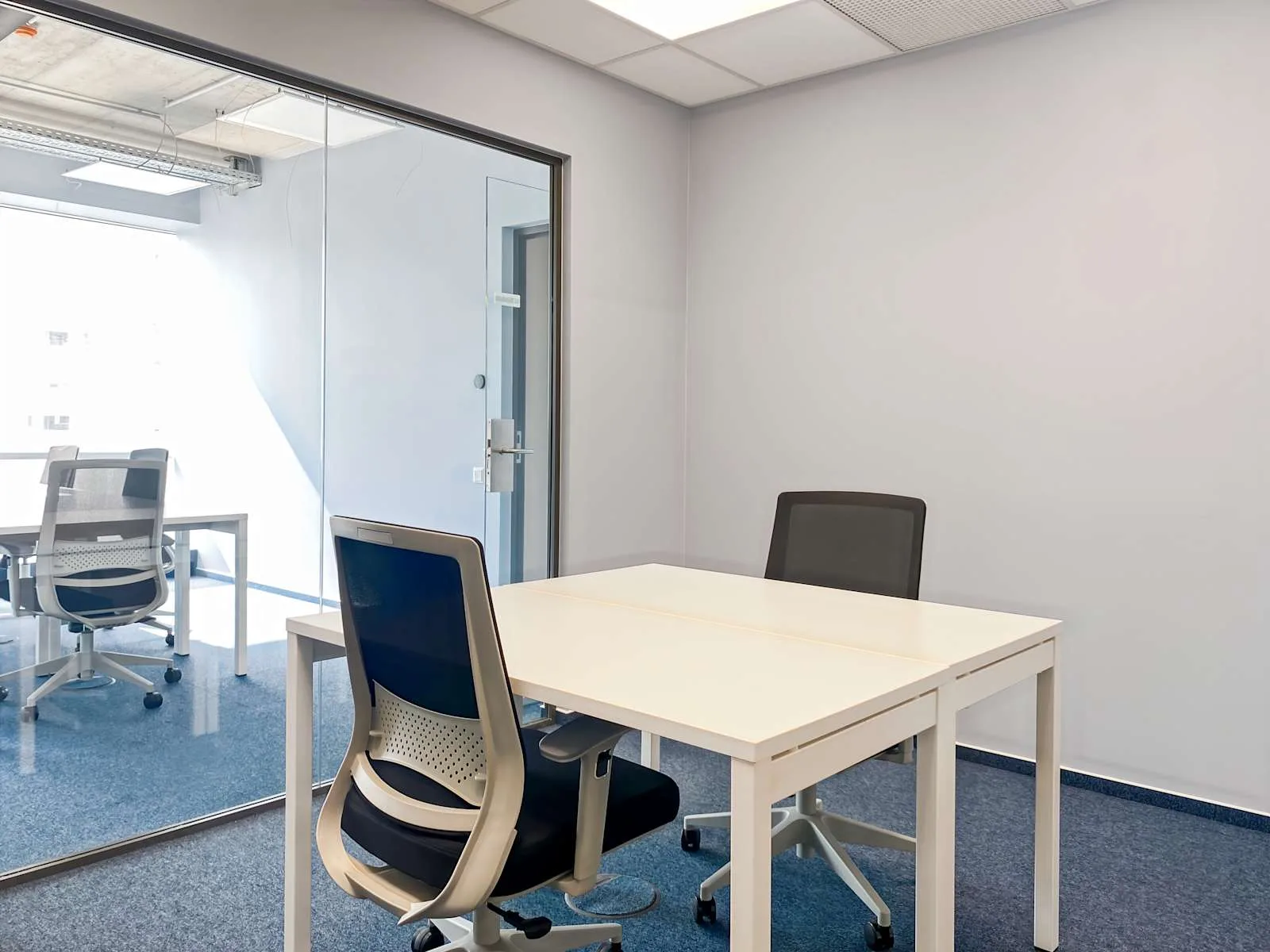 Regus Miskolc, Macropolis, Private office, 2 desks, Miskolc
