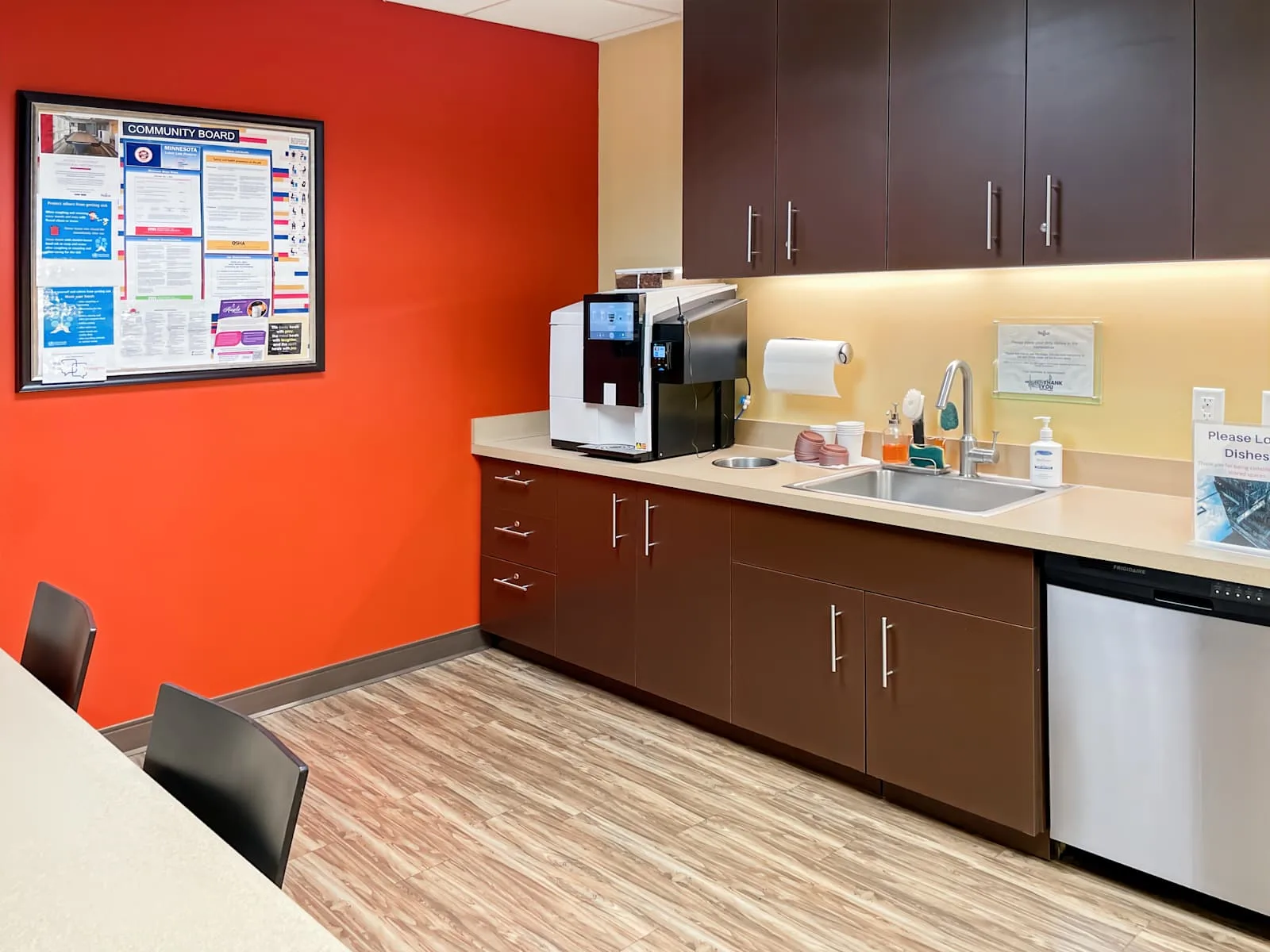 Regus MN, Eagan - Grand Oak I, Kitchen, Eagan, MN