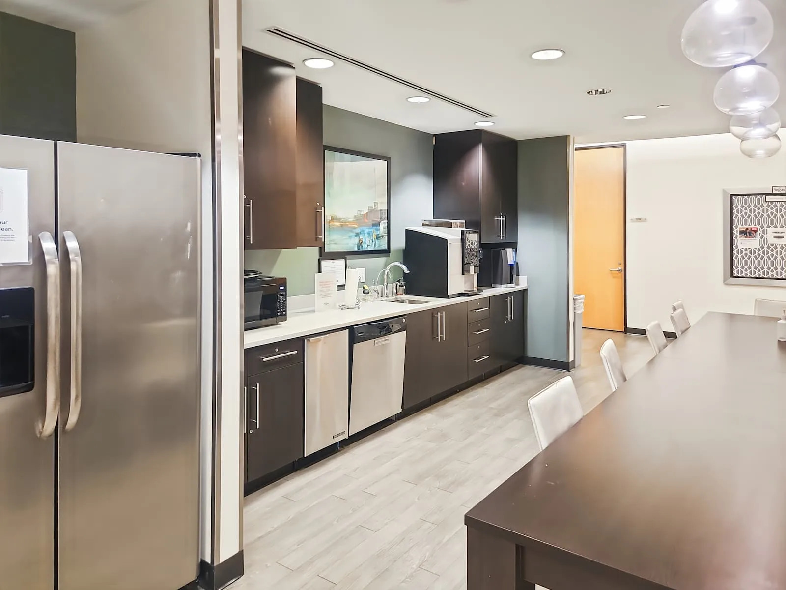 Regus MN, Minneapolis - Minnesota Center, Kitchen, Bloomington, MN