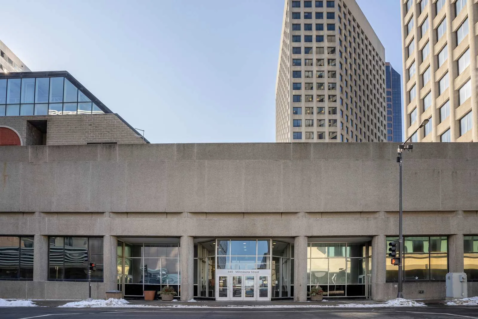 Regus MN, Minneapolis - St. Paul - Town Square Tower, Building facade, St. Paul, MN