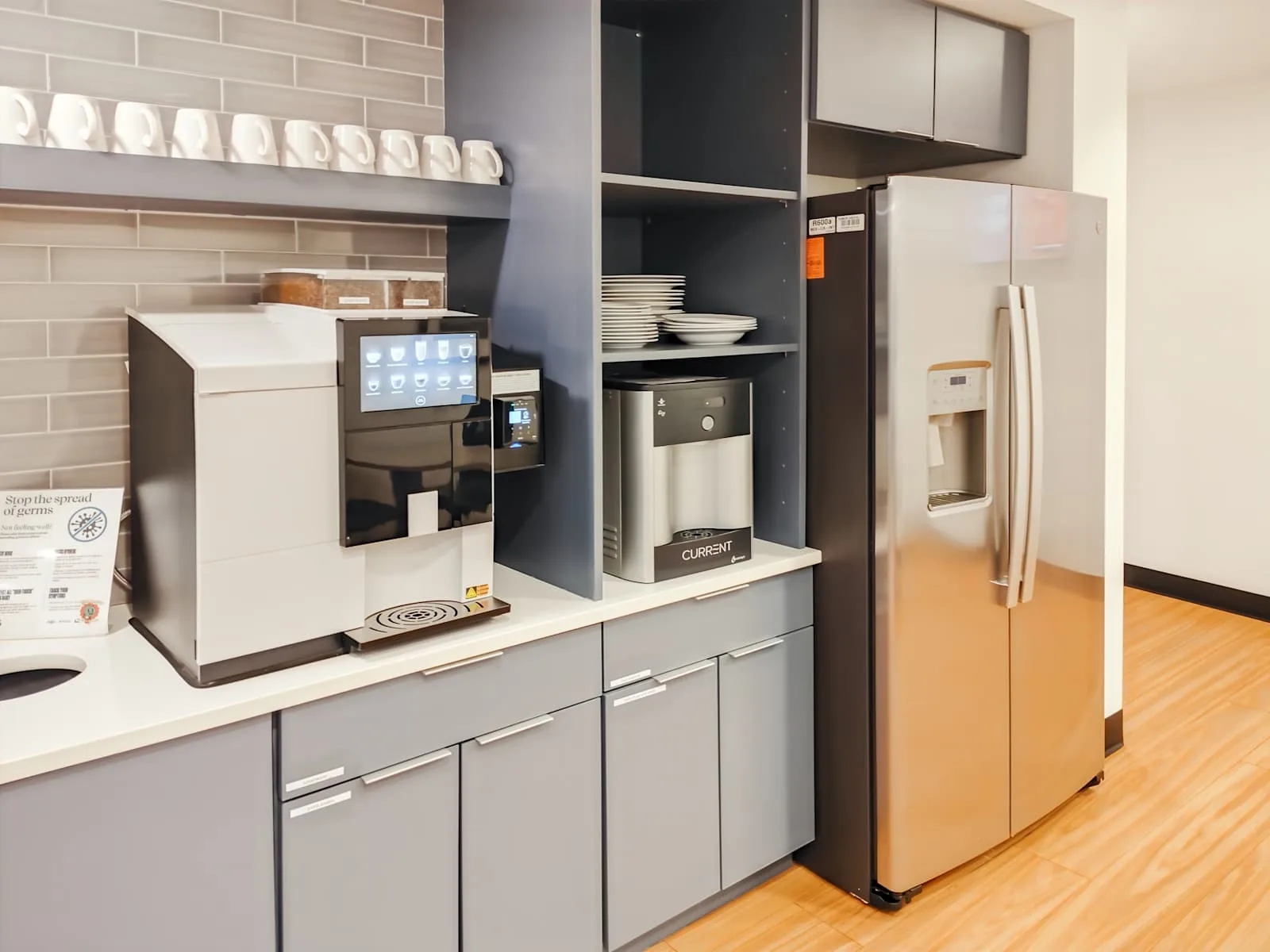 Regus MO, Kansas City - Crown, Kitchen, Kansas City, MO