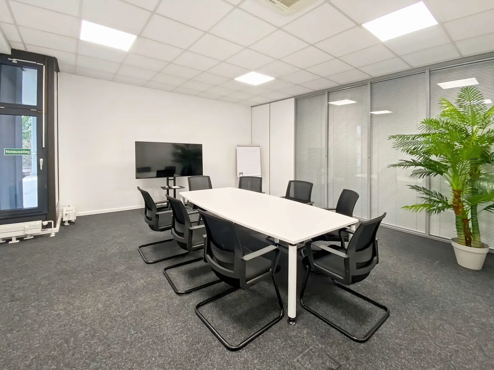 Regus MONHEIM AM RHEIN, Monheim City, Meeting room for 8 people, Monheim am Rhein
