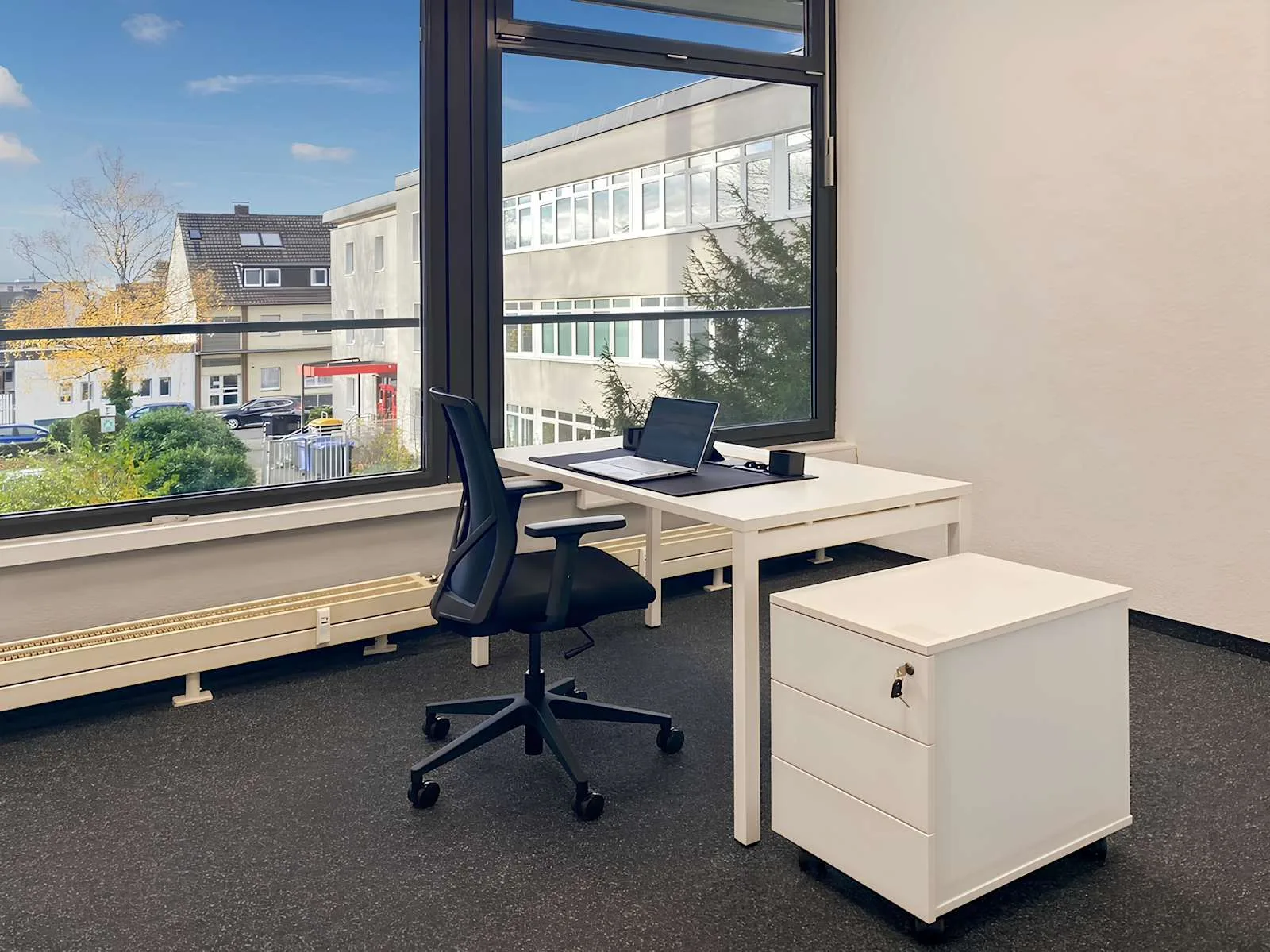 Regus MONHEIM AM RHEIN, Monheim City, Private office, 1 desk, Monheim am Rhein