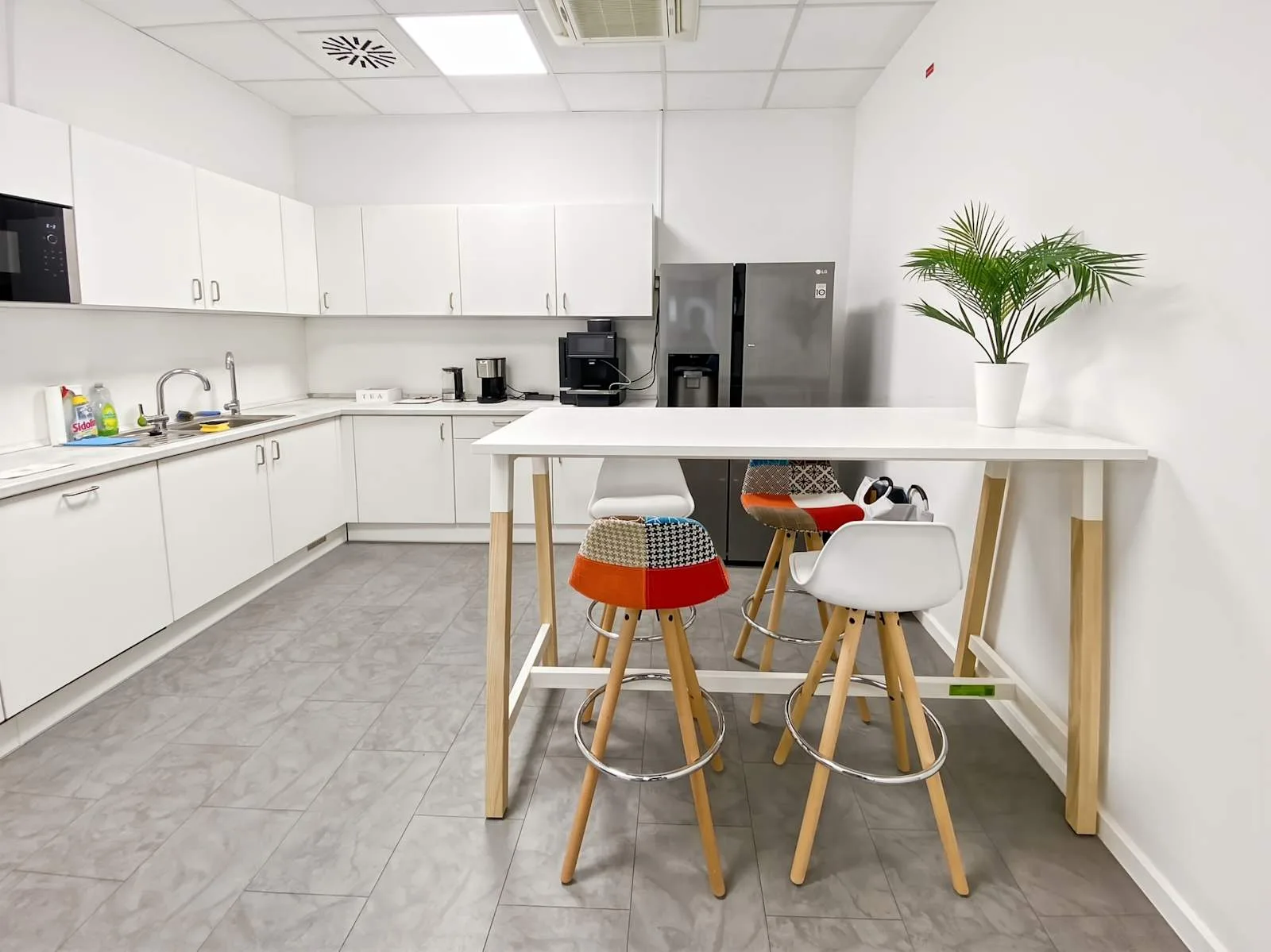 Regus MONHEIM AM RHEIN, Monheim City, Kitchen, Monheim am Rhein