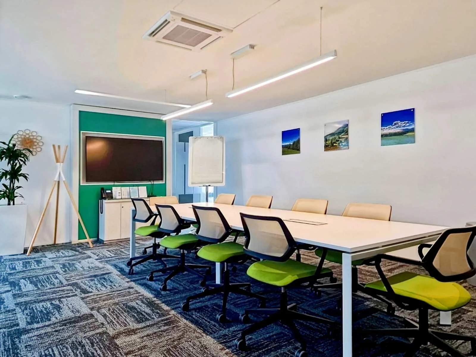 Regus Montbonnot Valley, Meeting room for 10 people, Montbonnot-Saint-Martin