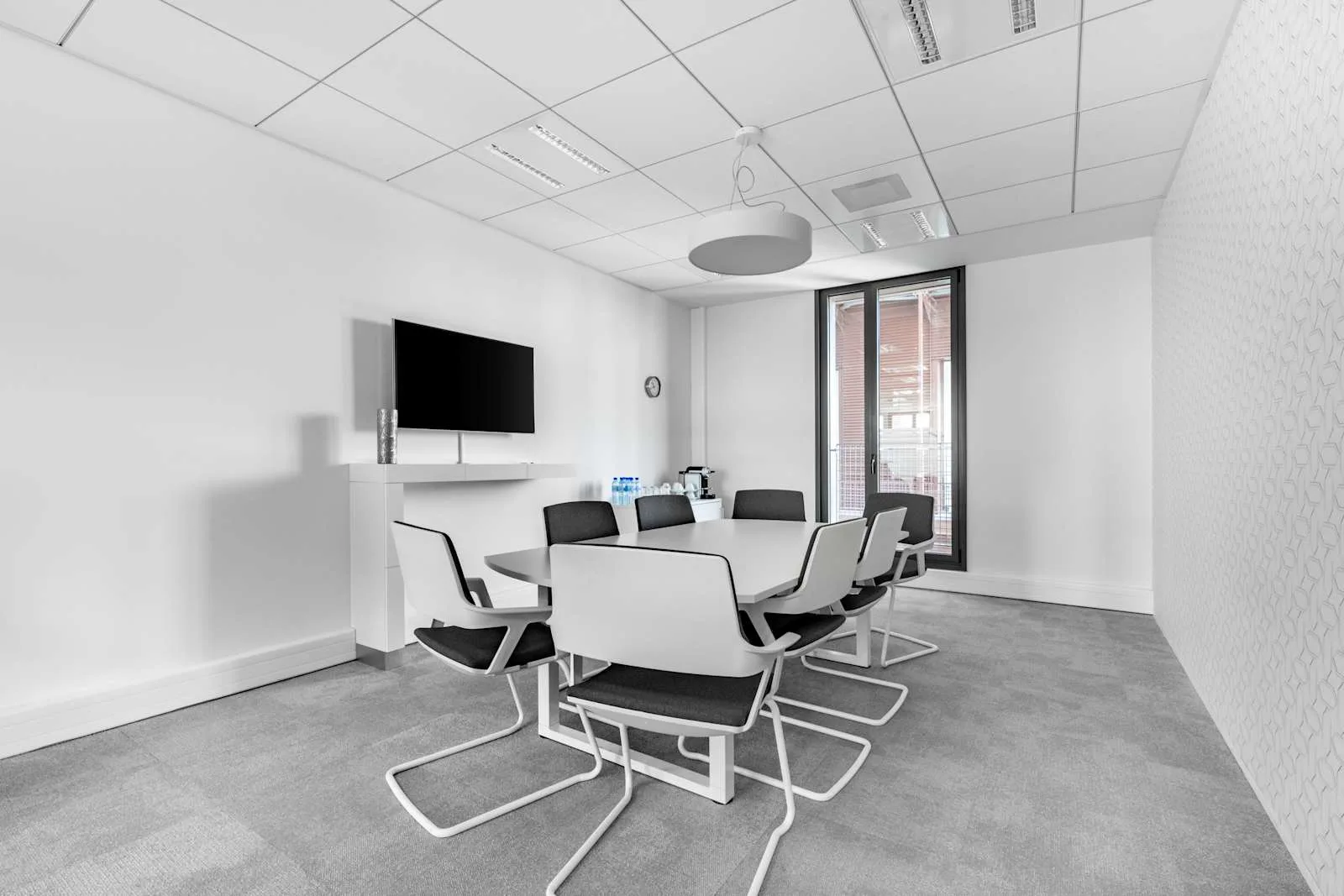 Regus MONTEVRAIN, Gare Val d'Europe, Montevrain, Besprechungsraum für 8 Personen, Montevrain