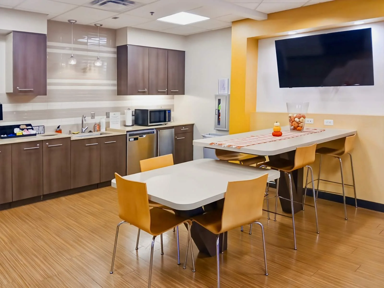 Regus MS, Jackson - Flowood - Market Street, Kitchen, Flowood, MS