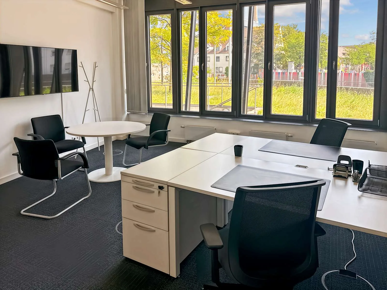 Regus MUNICH, Leuchtenbergring, Private office, 2 desks, Munich