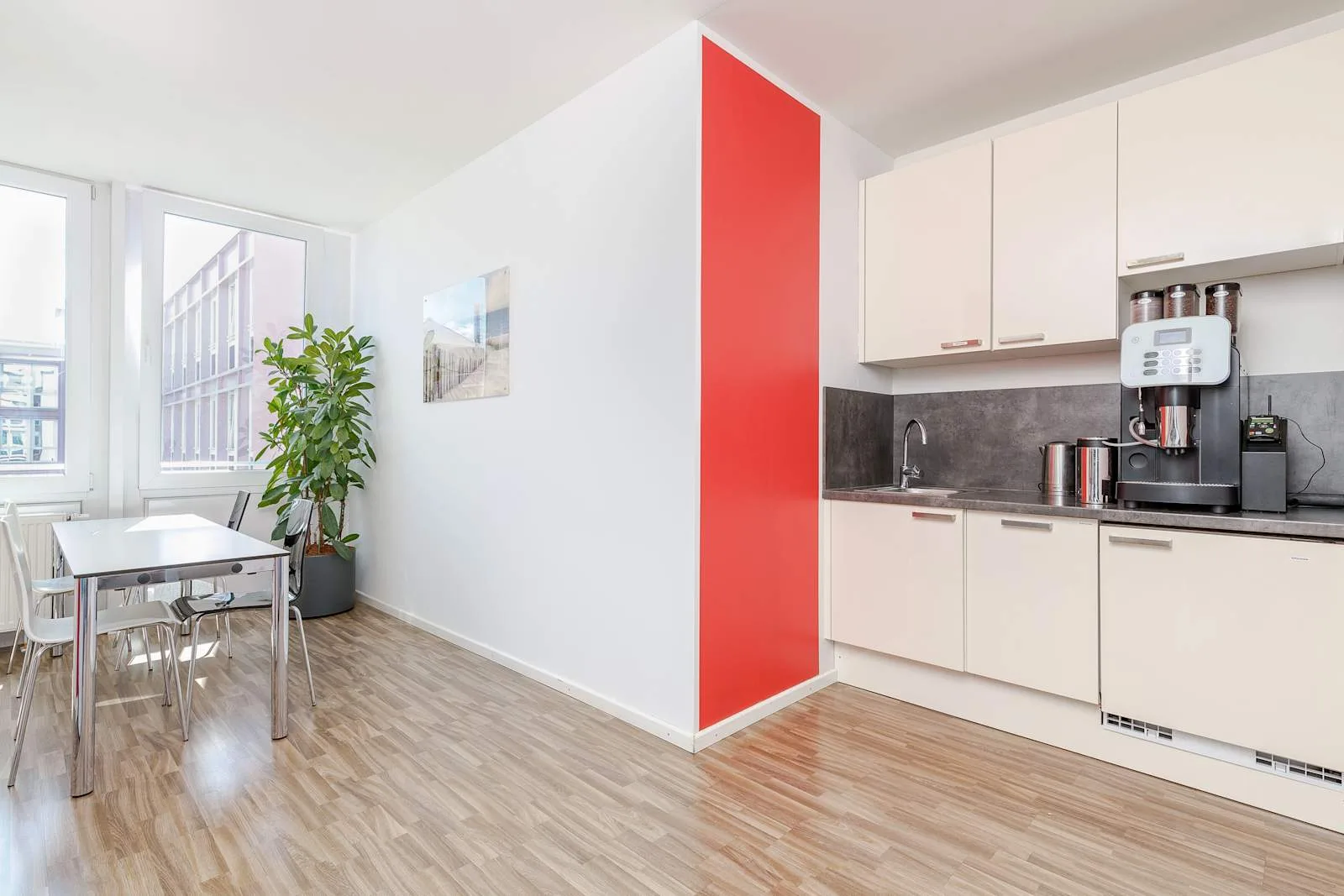 Regus MUNICH, Messe München, Kitchen, Munich
