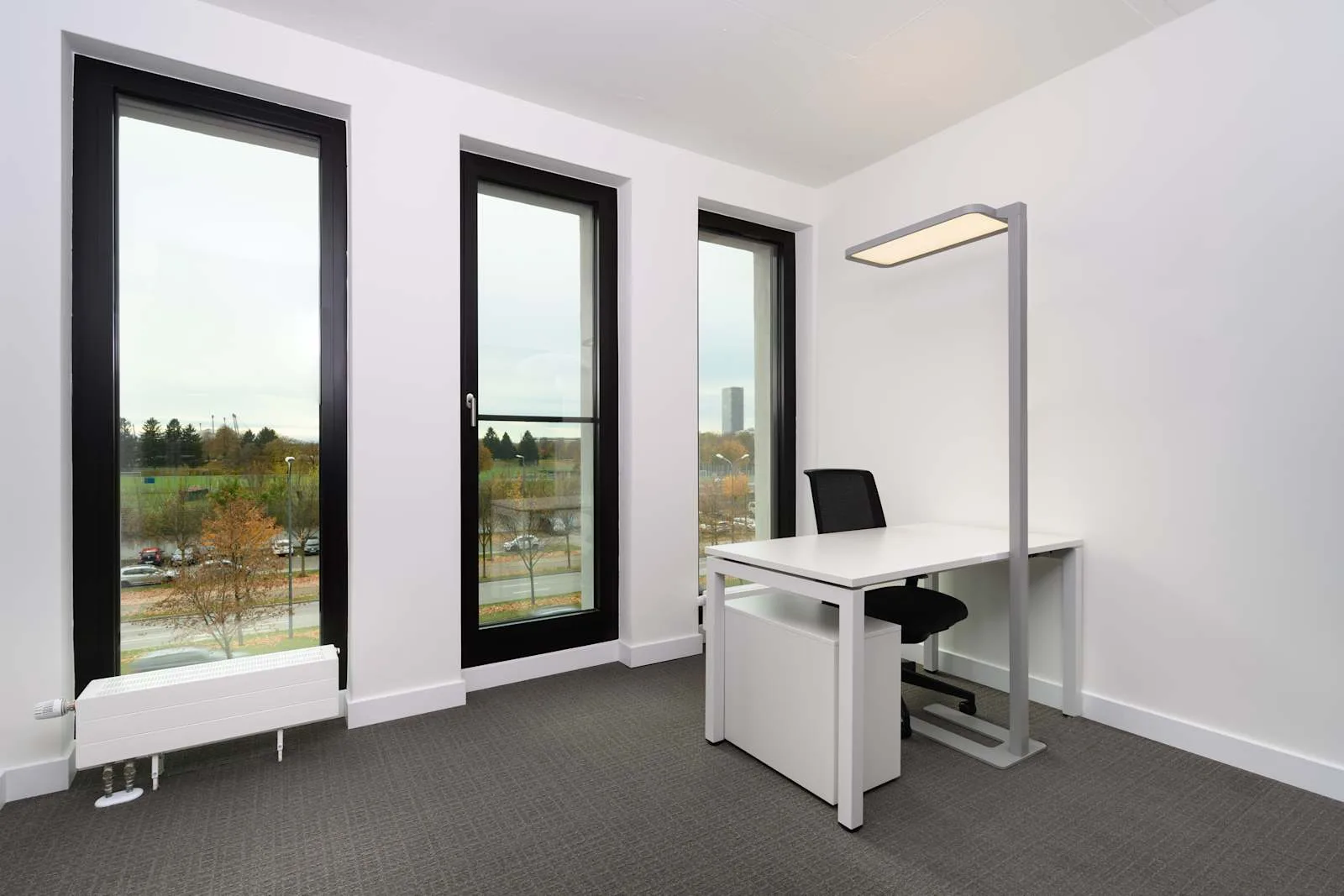 Regus MUNICH, Olympiapark, Privatbüro mit 1 Arbeitsplatz, München