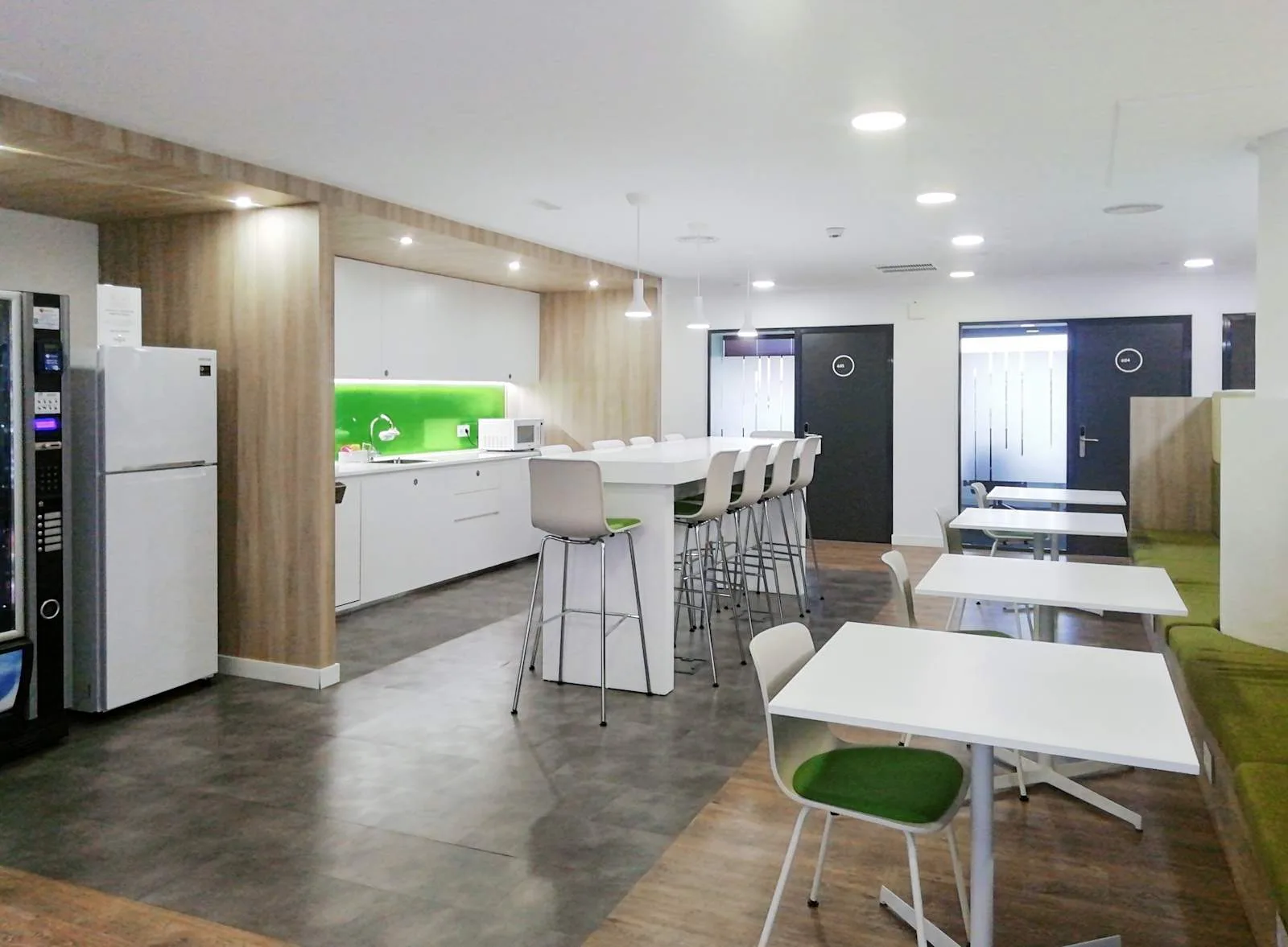 Regus MURCIA, Avenida de los Pinos, Cafeteria, Murcia