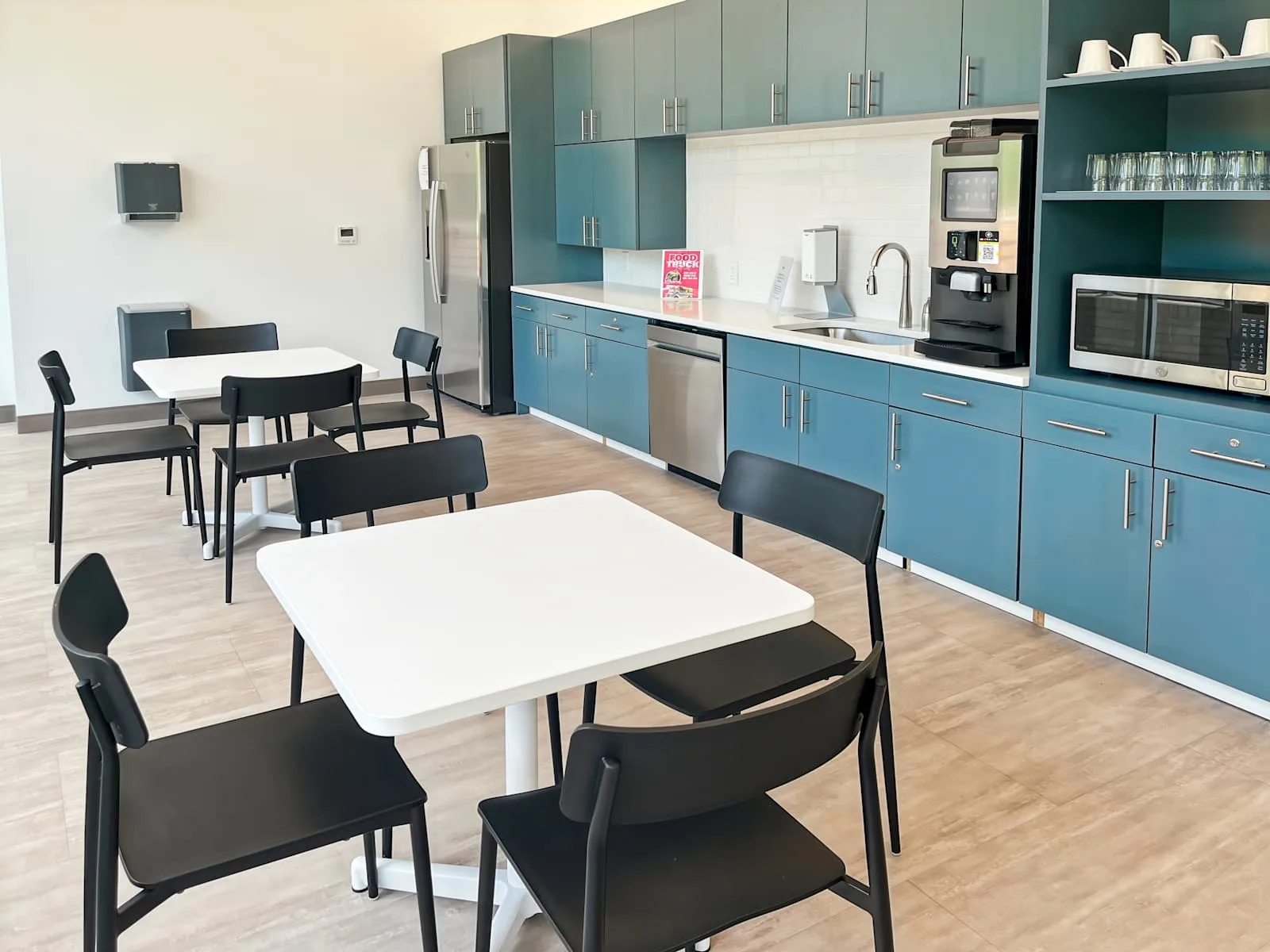 Regus NC, Charlotte- E Independence, Kitchen, Charlotte, NC