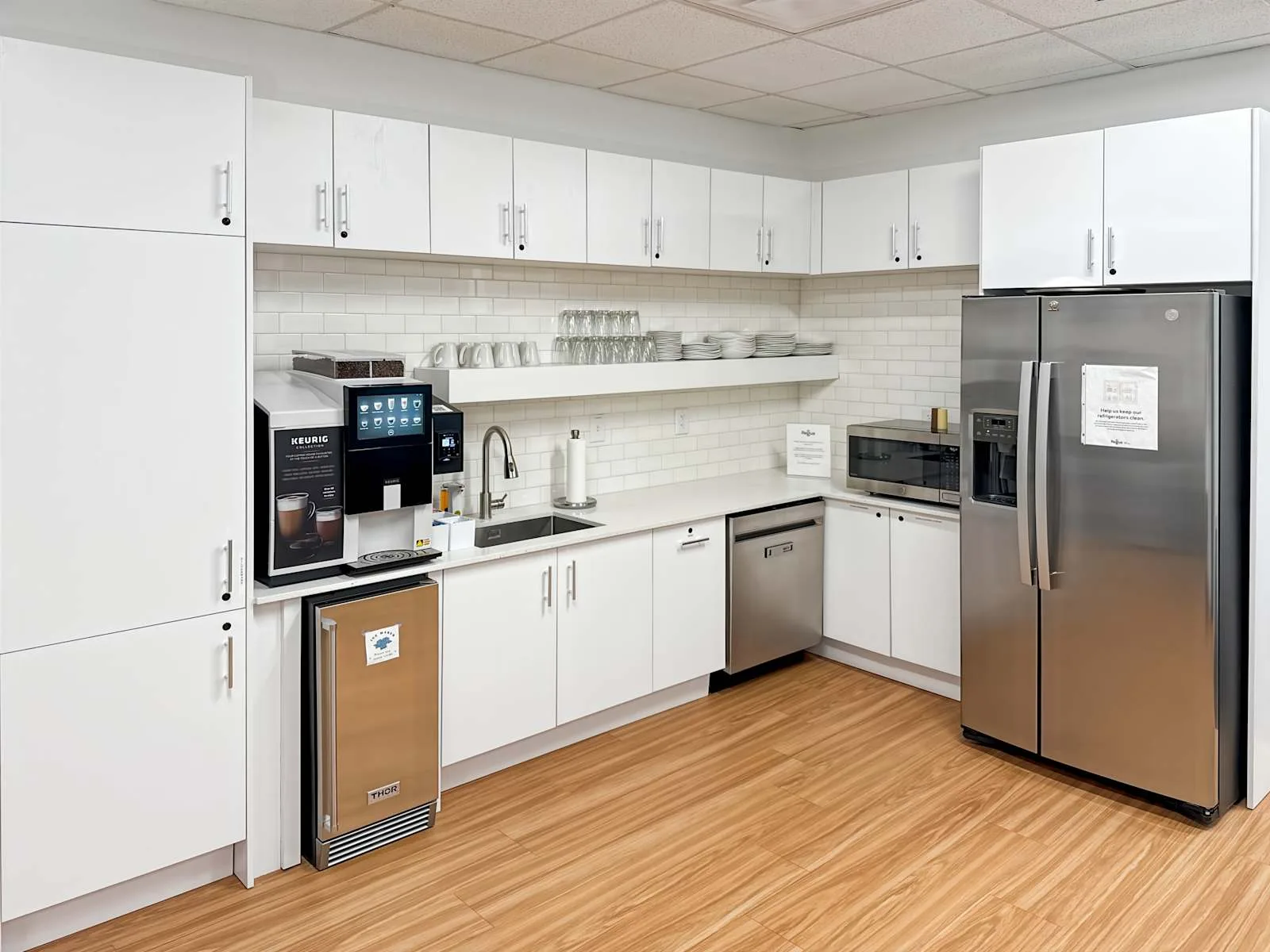 Regus NC, Raleigh - Glenwood Ave, Kitchen, Raleigh, NC